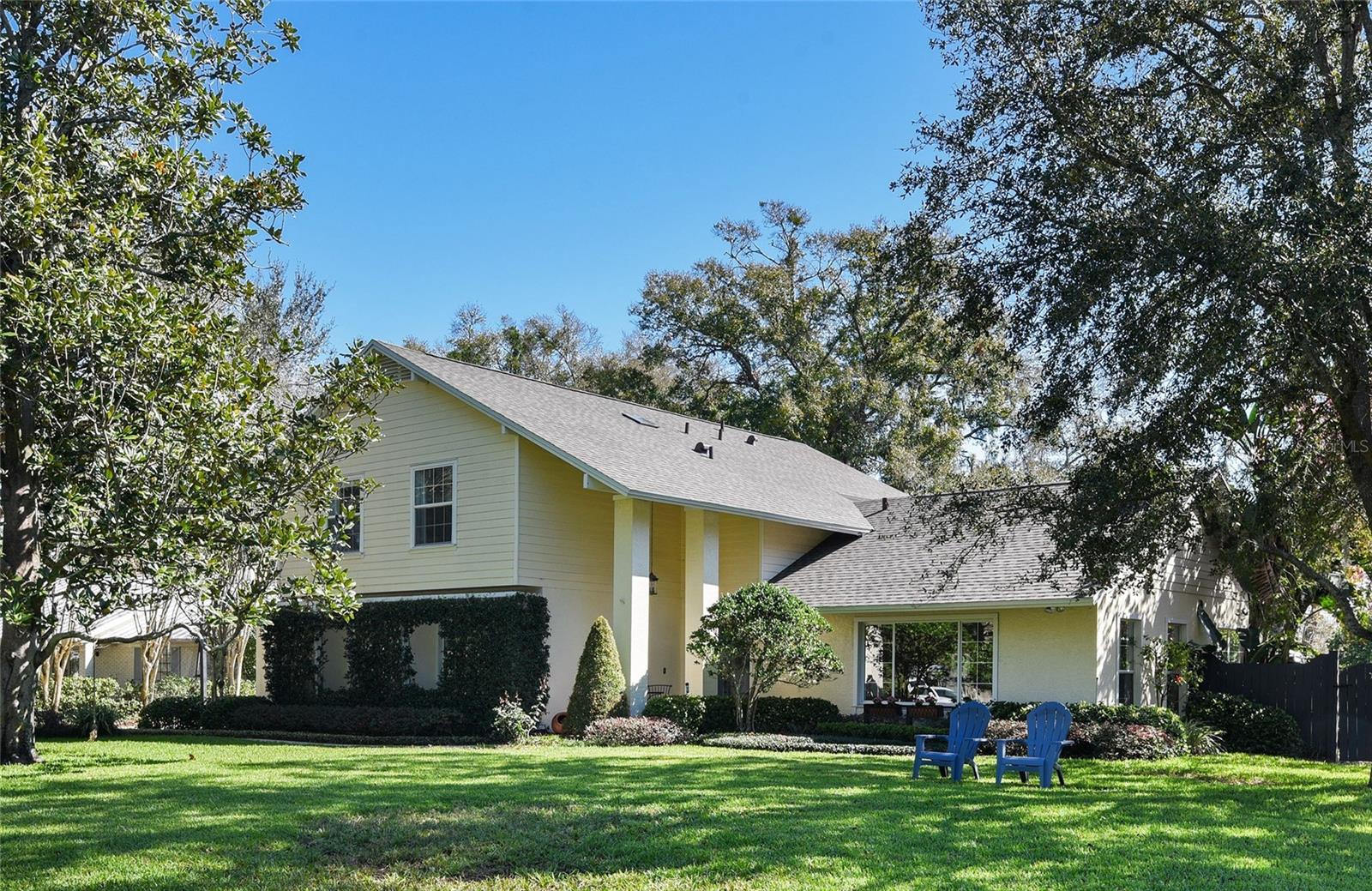 1002 Versailles Ct Property Photo