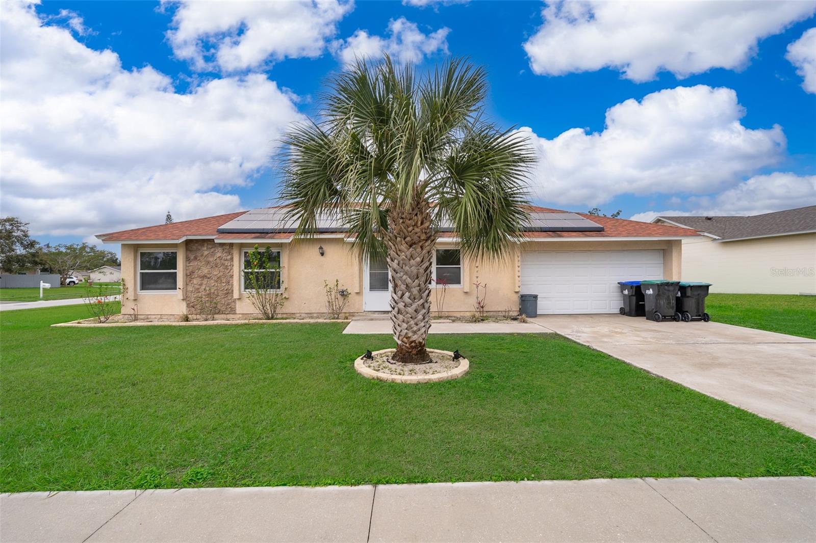 4303 Tomlinson Cir Property Photo
