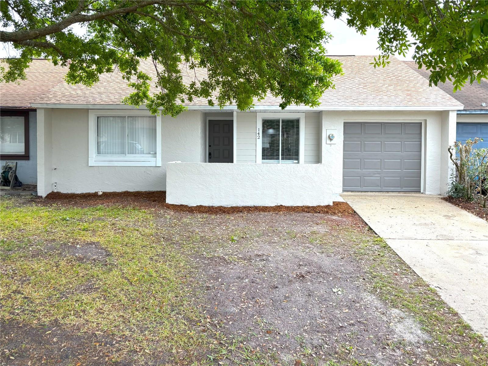 142 Long Leaf Pine Cir Property Photo 1