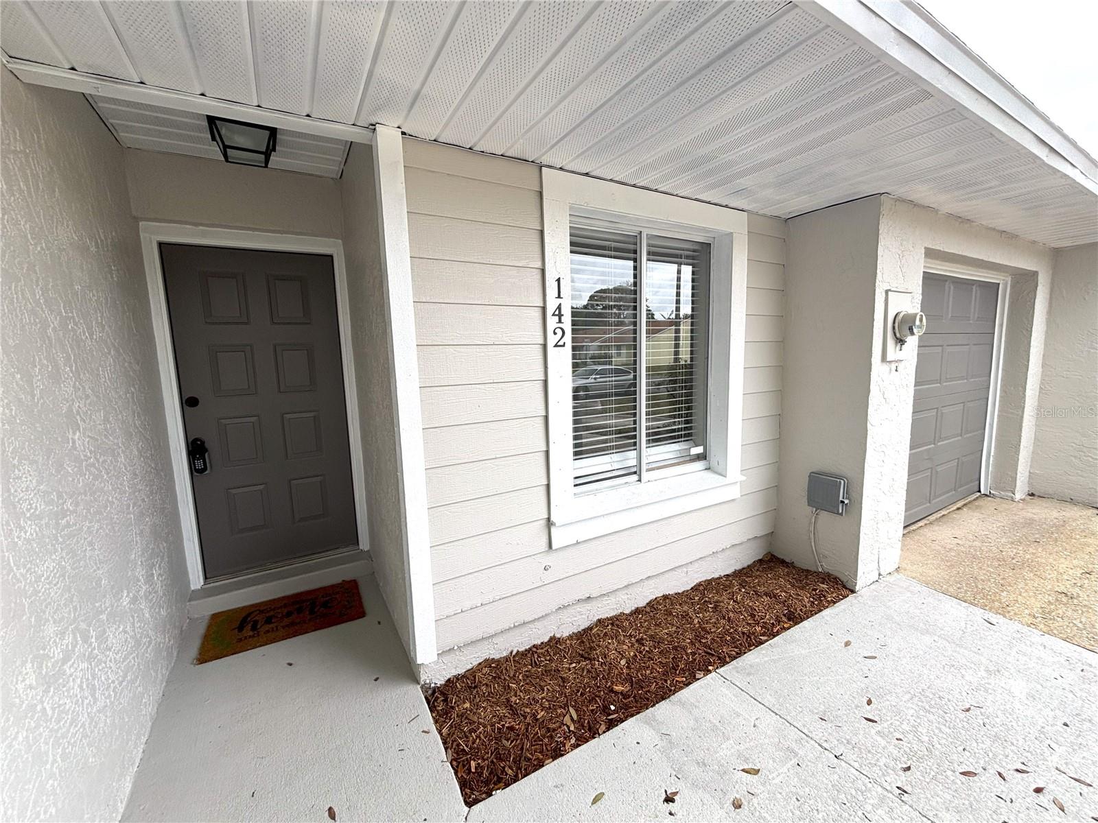 142 Long Leaf Pine Cir Property Photo 3