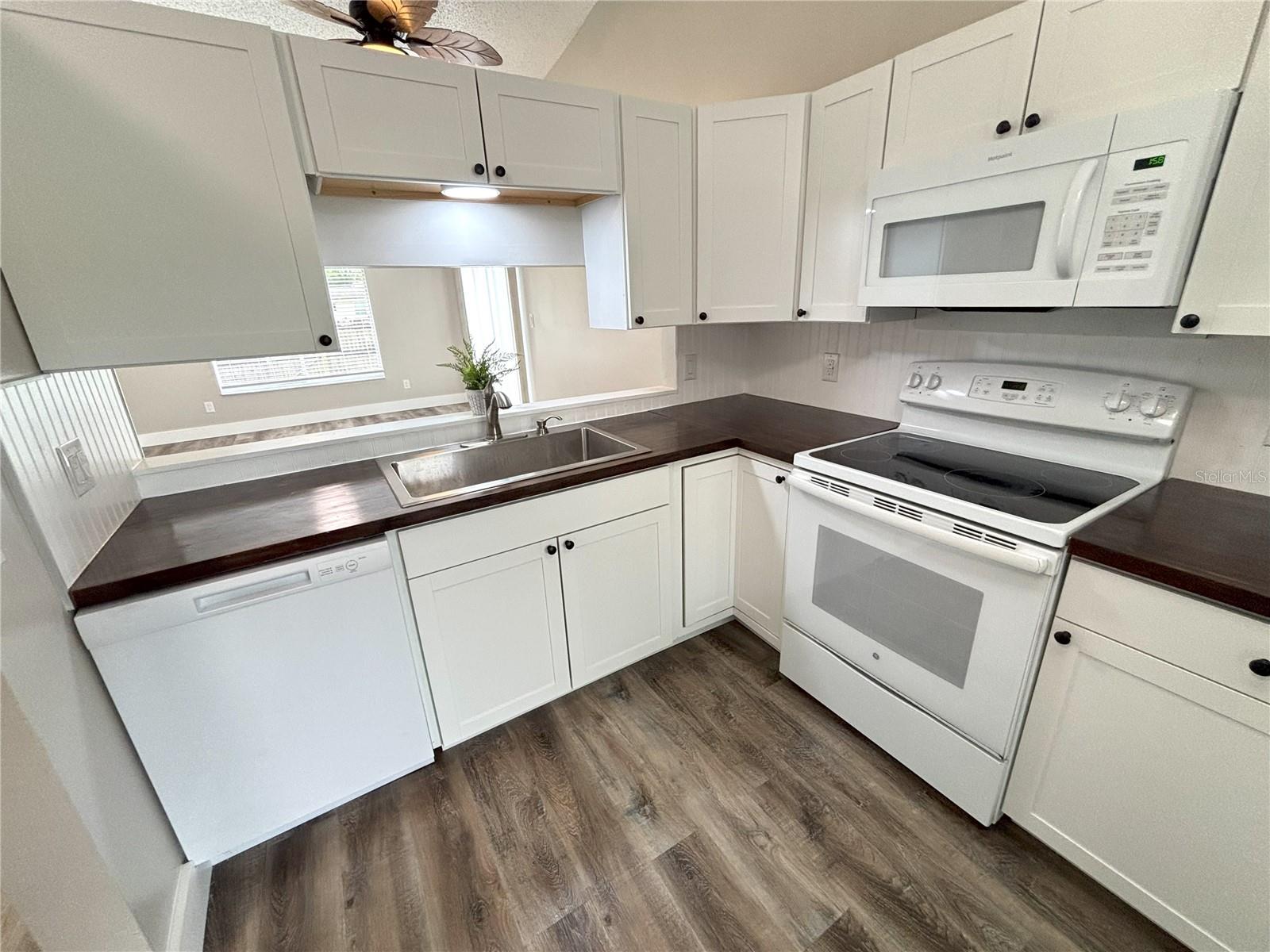 142 Long Leaf Pine Cir Property Photo 12
