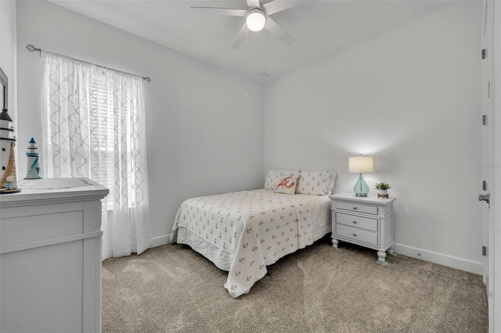 585 Mosaic Blvd Property Photo 23