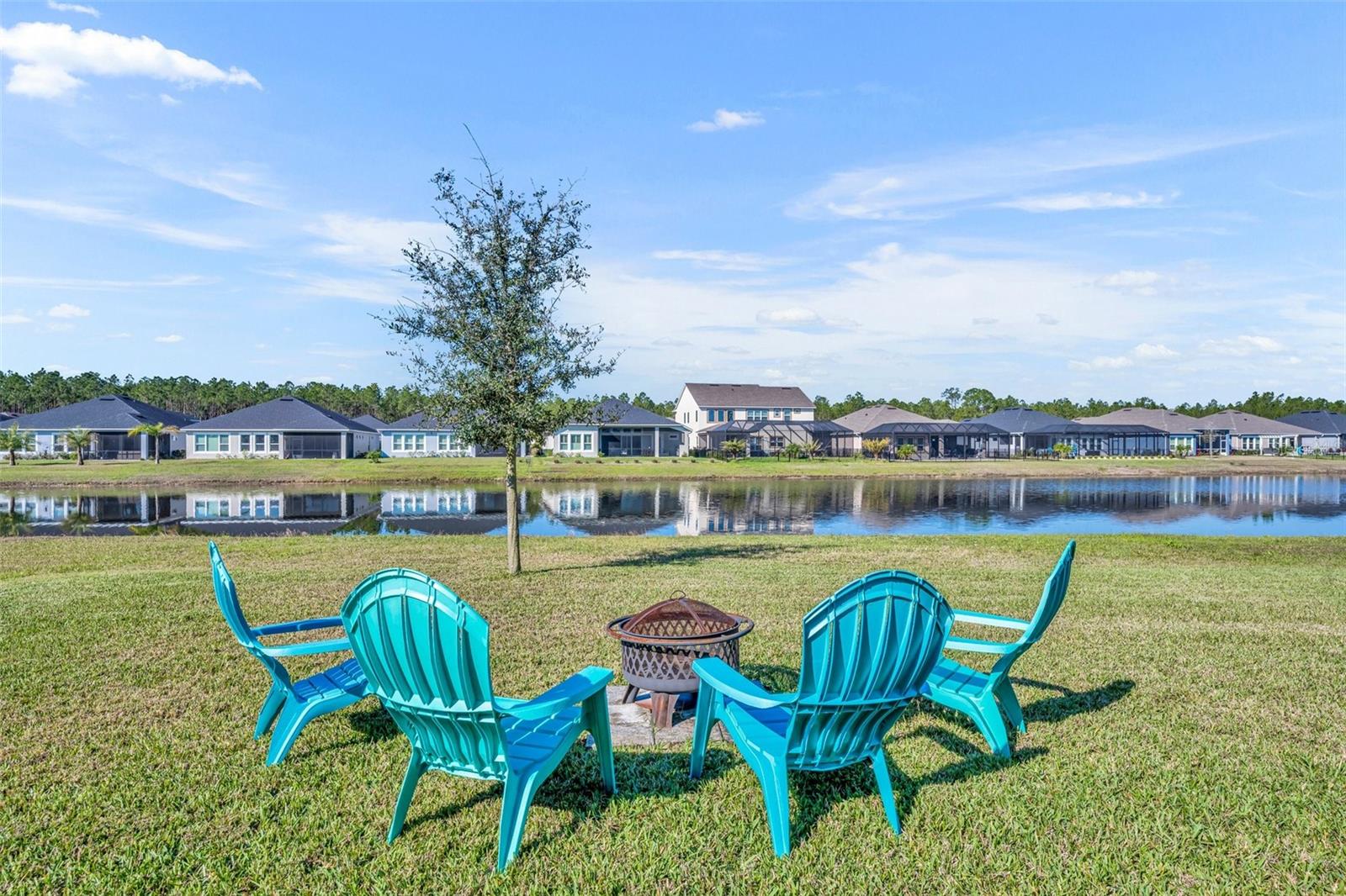 585 Mosaic Blvd Property Photo 33