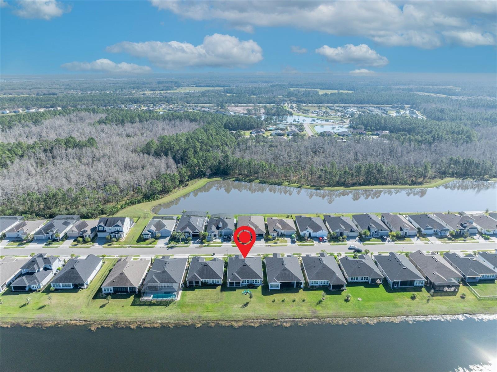 585 Mosaic Blvd Property Photo 43