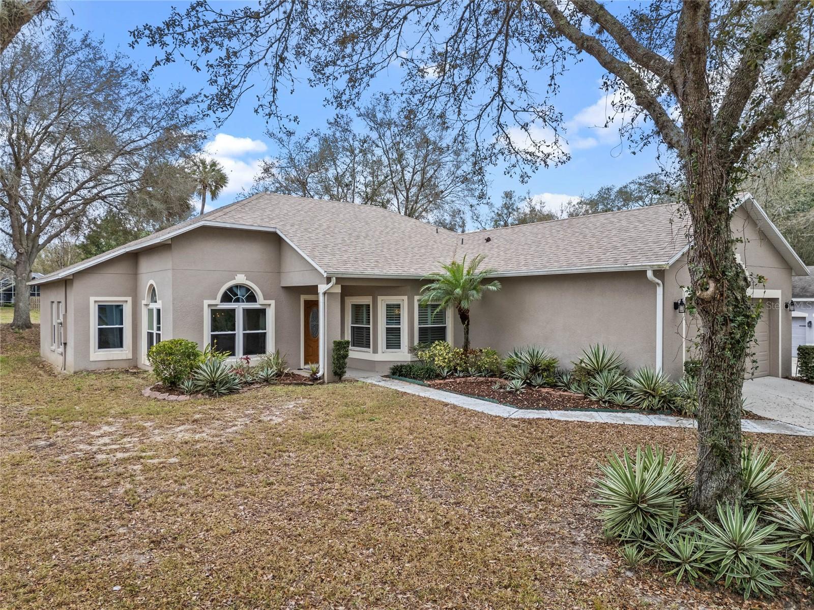 1520 LUCKY PENNIE WAY Property Photo 1