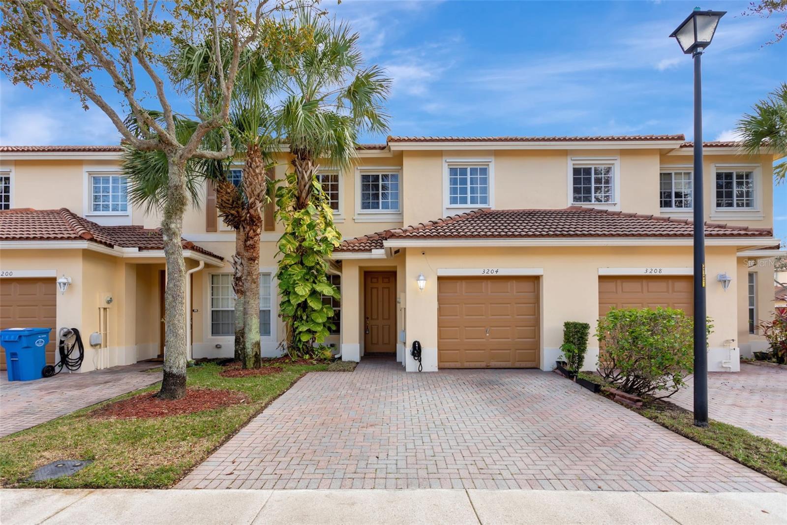 Oakland Park Real Estate Listings Main Image