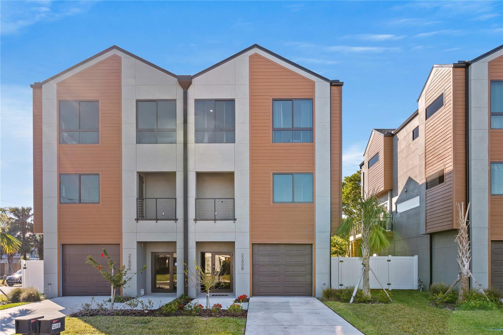 2200 Bay Blvd Irb Condo Real Estate Listings Main Image