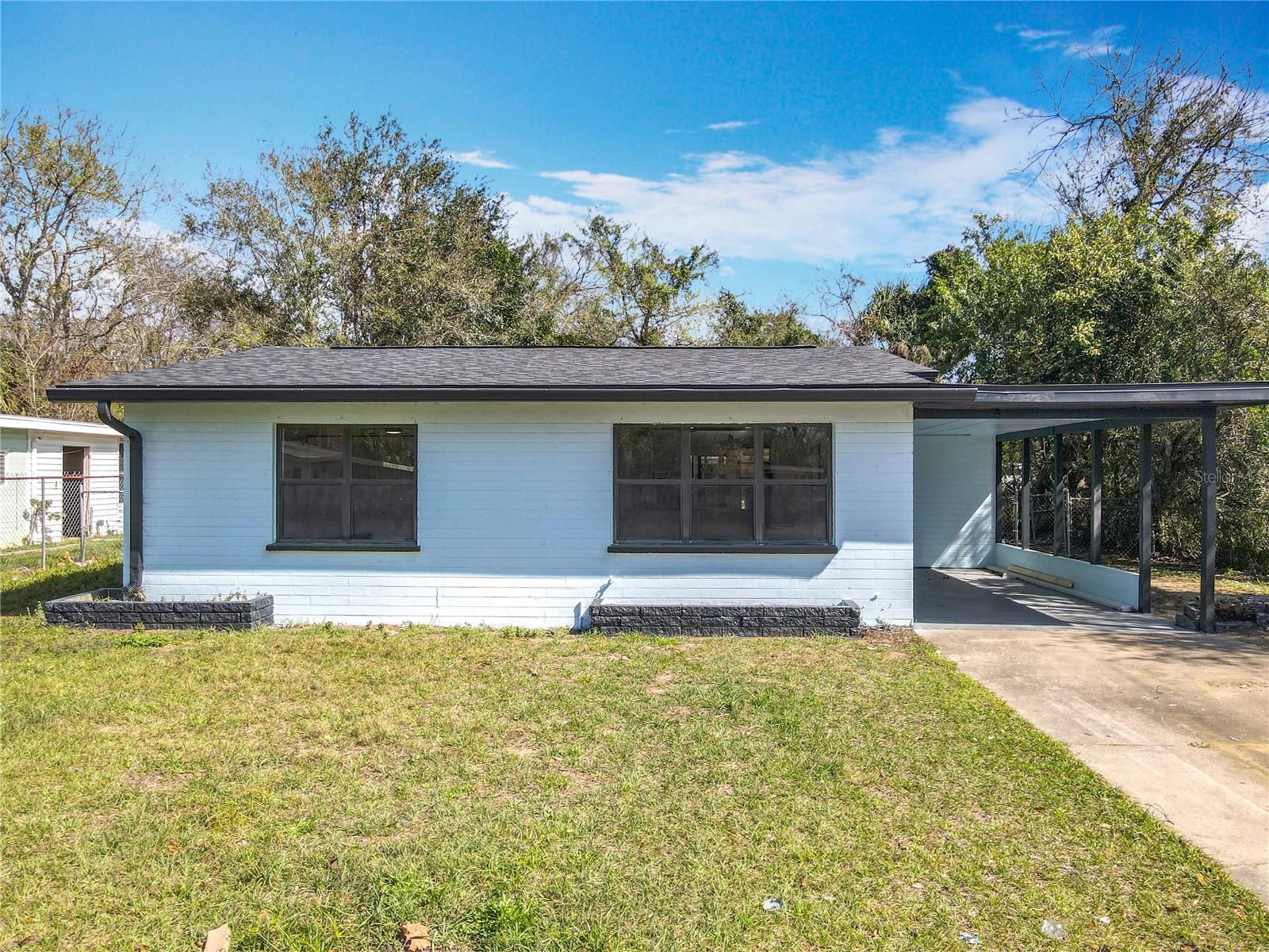112 Azalea Dr Property Photo