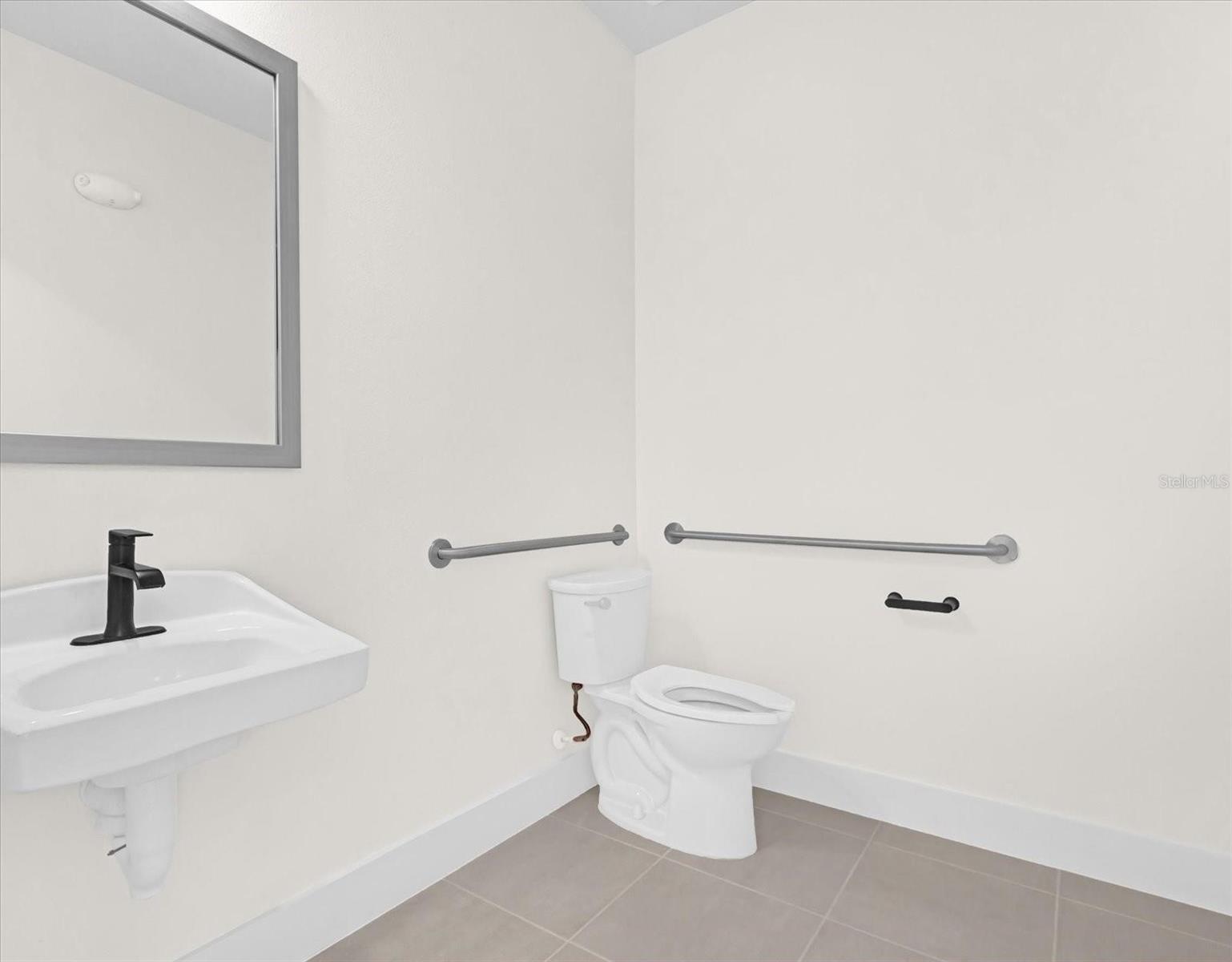 905 City Walk Ln Property Photo 6