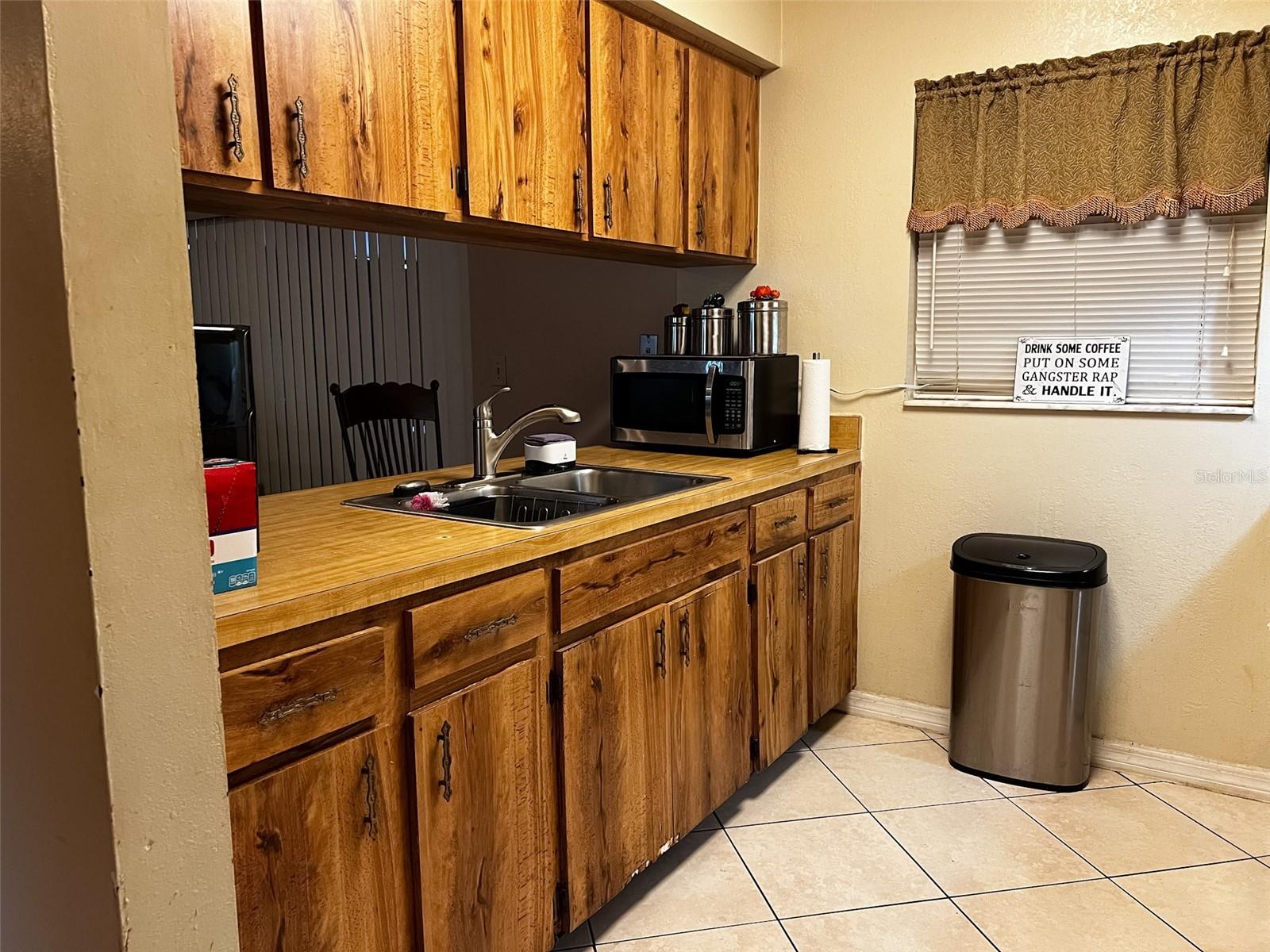 366 Diamond St Property Photo 19