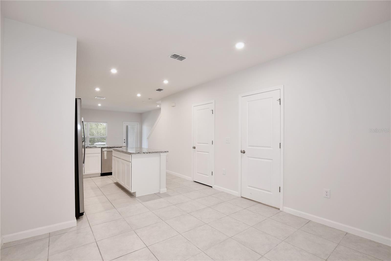 421 Sedgewick Dr Property Photo 5