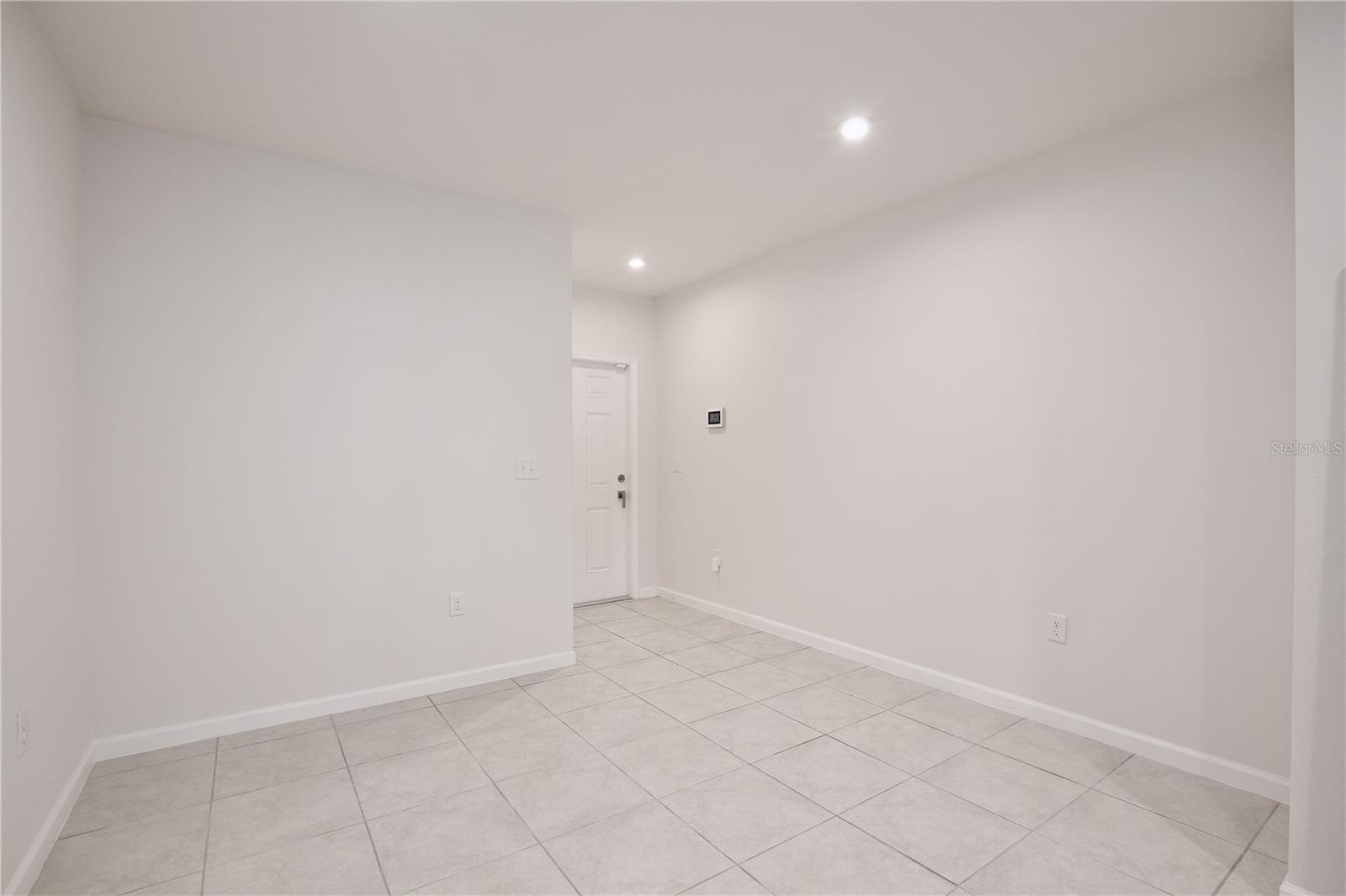 421 Sedgewick Dr Property Photo 7