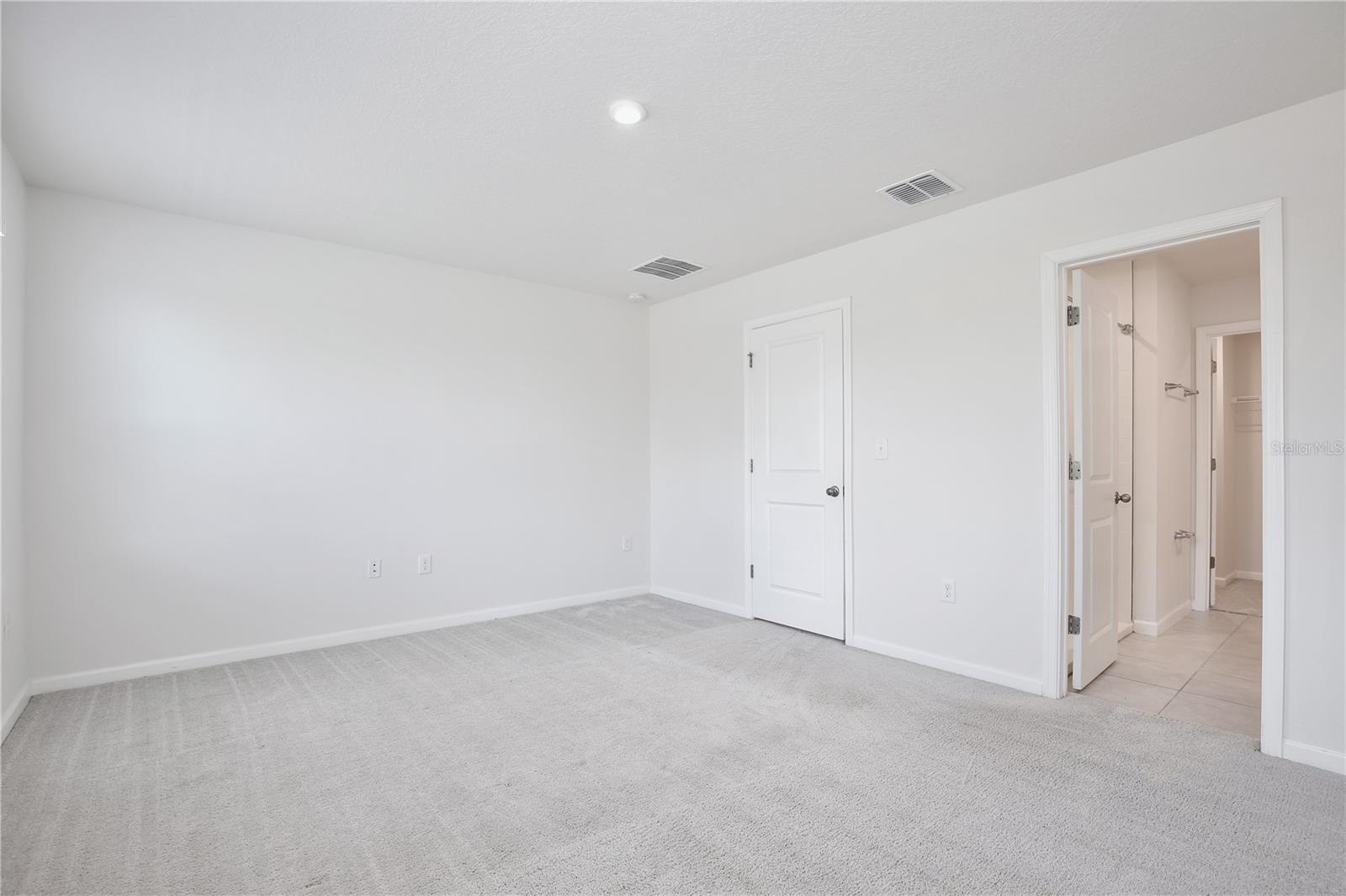 421 Sedgewick Dr Property Photo 14