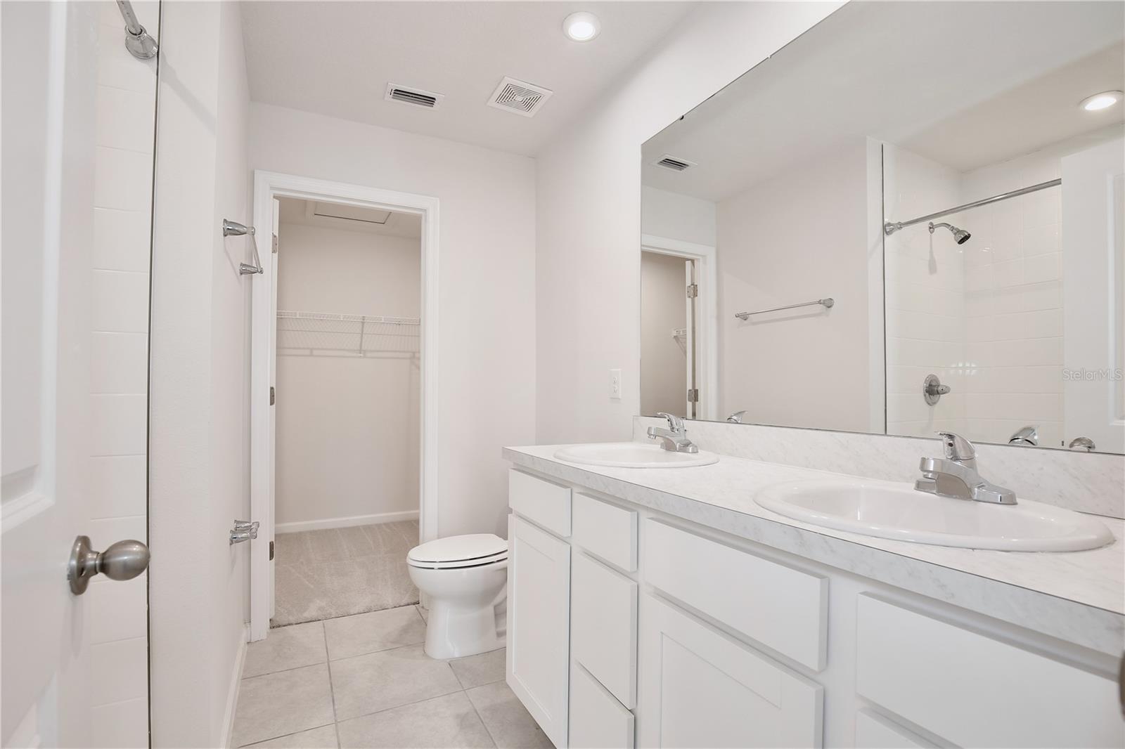 421 Sedgewick Dr Property Photo 15