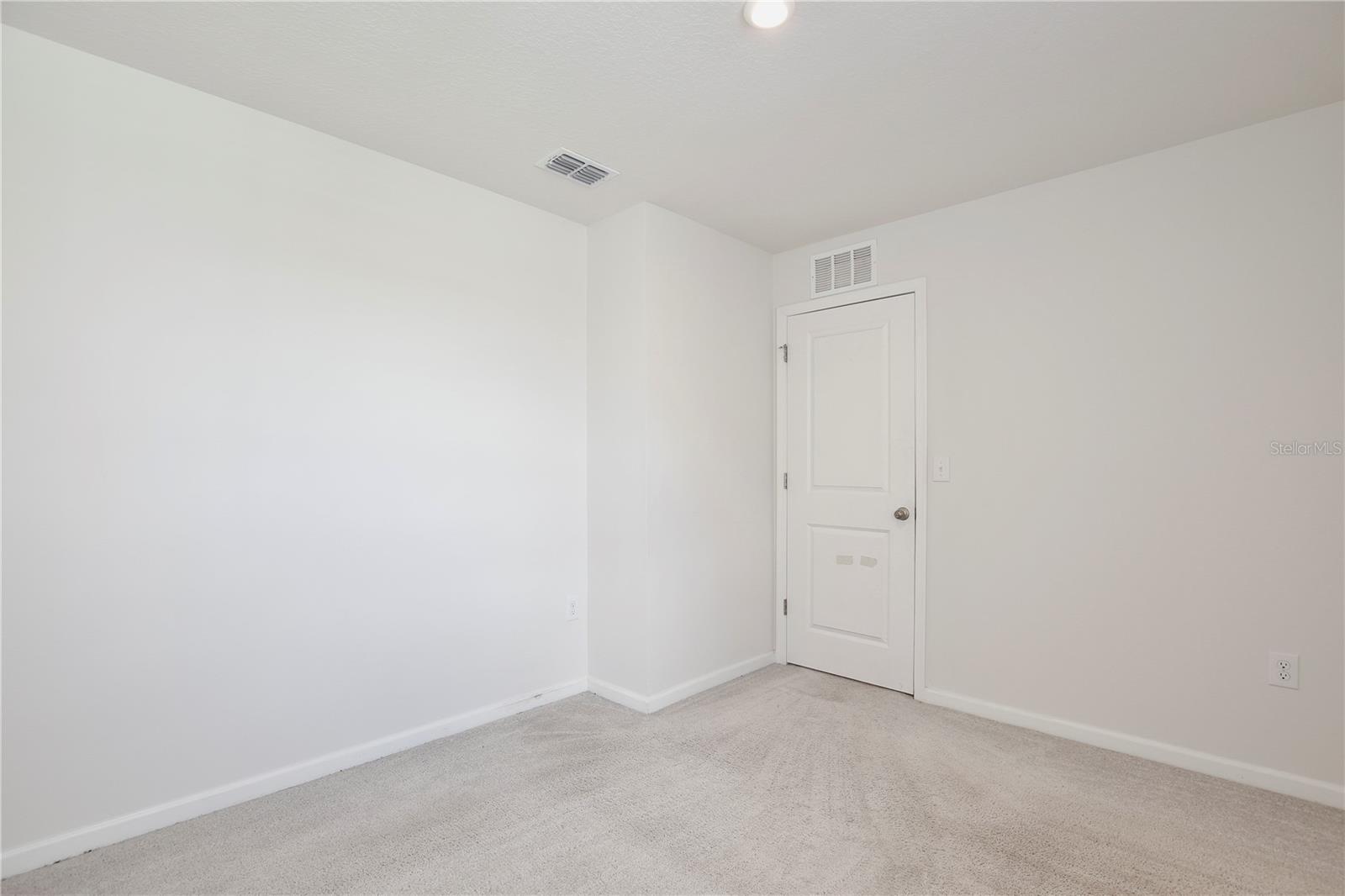 421 Sedgewick Dr Property Photo 19