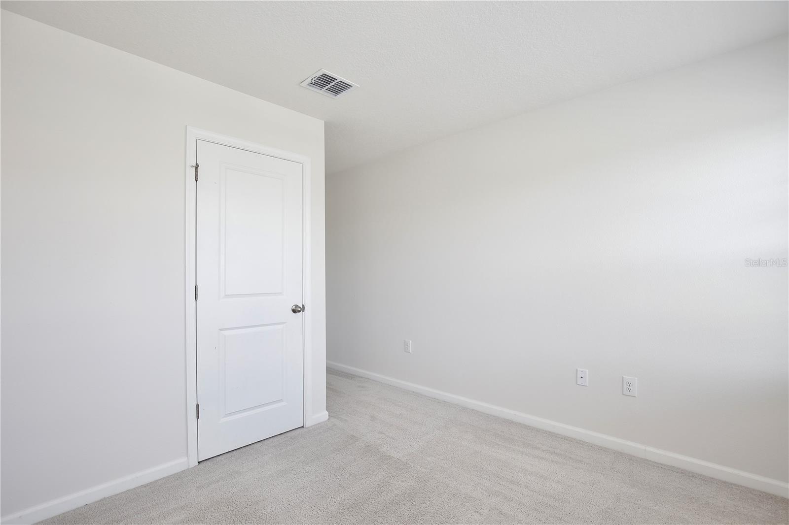 421 Sedgewick Dr Property Photo 22