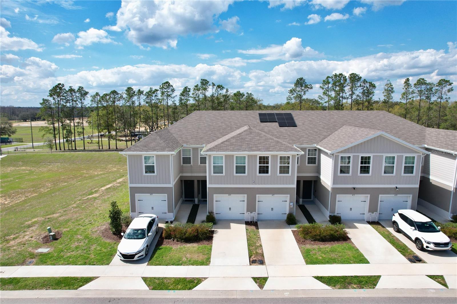 421 Sedgewick Dr Property Photo 29