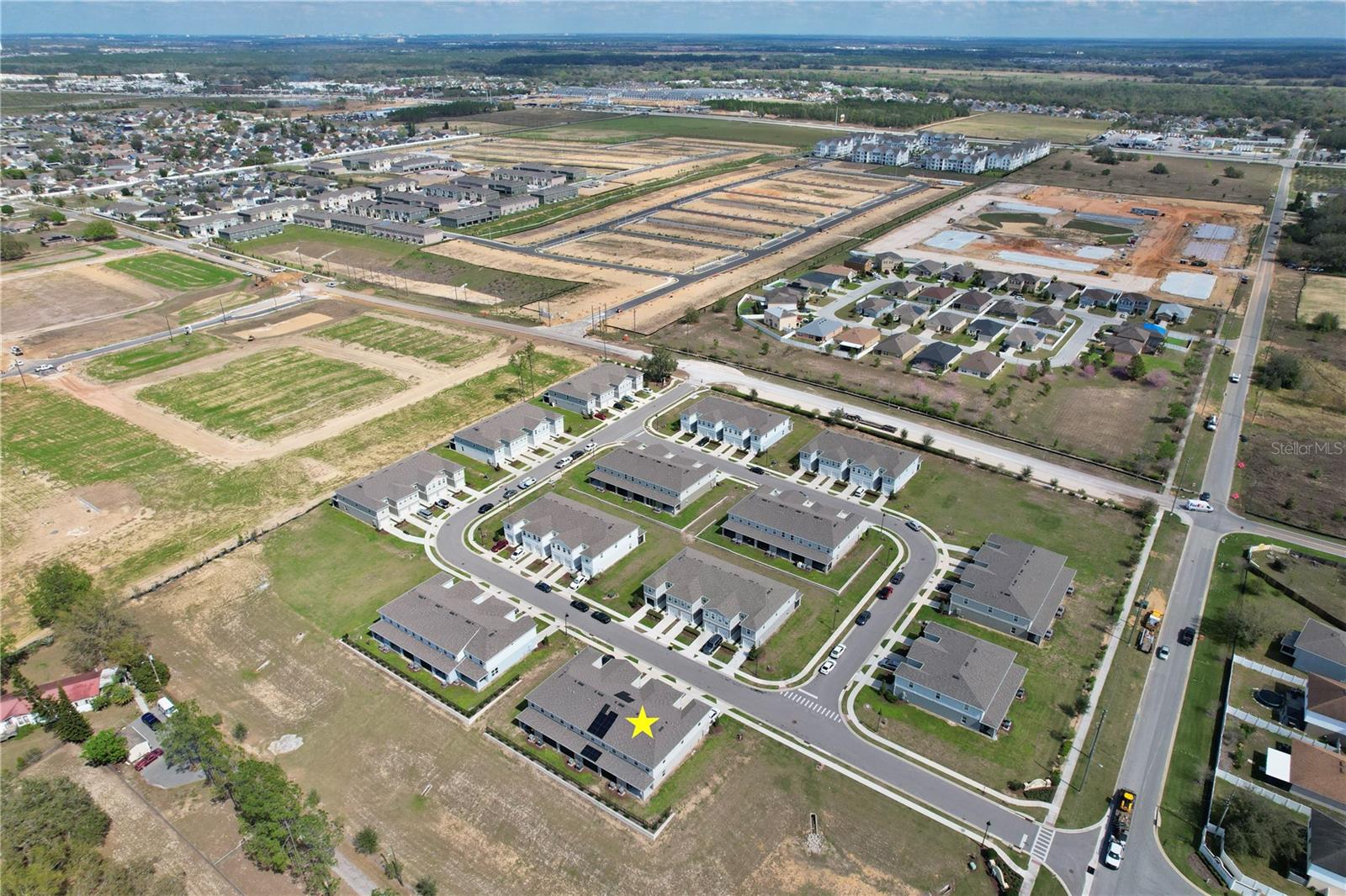 421 Sedgewick Dr Property Photo 36