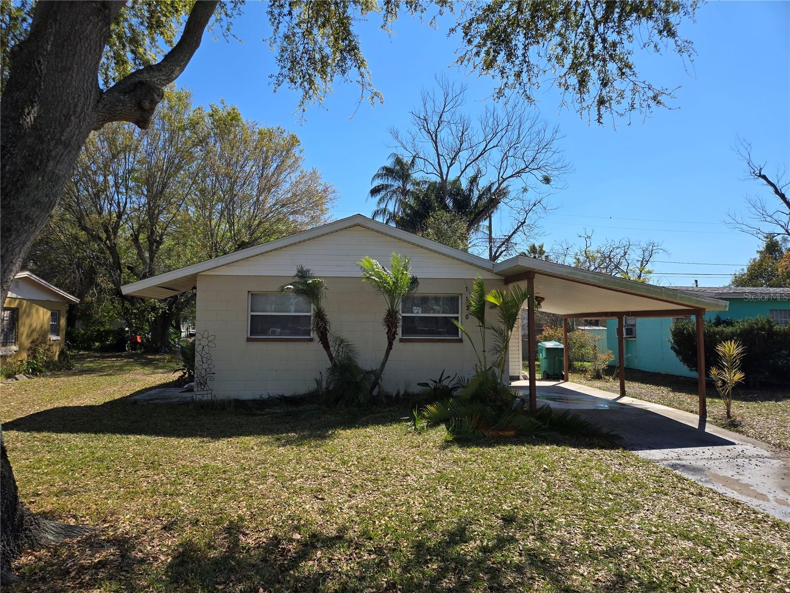 1130 E Bay St Property Photo