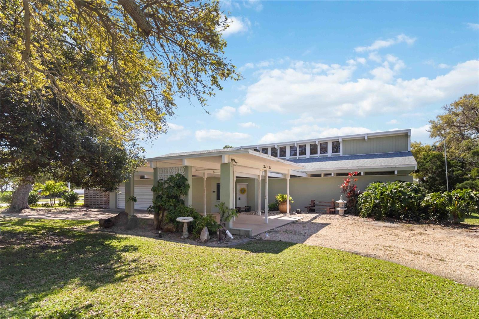 202 Cocoa Isle Blvd Property Photo