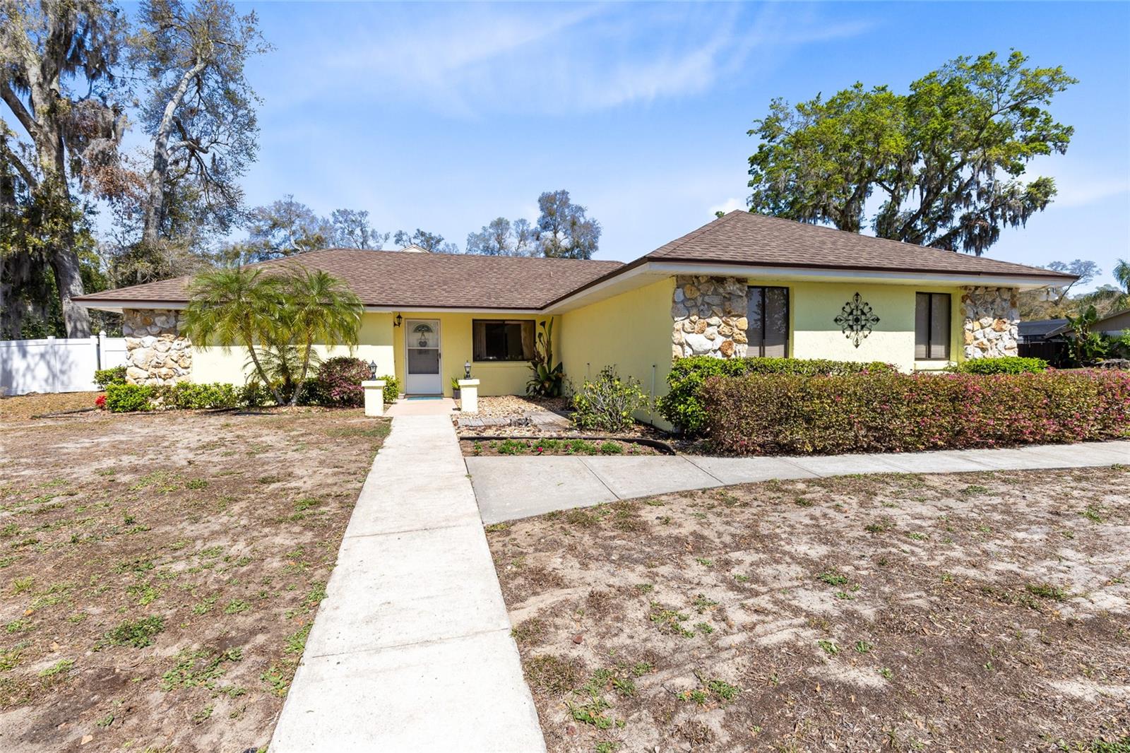 2101 Lake Francis Dr Property Photo