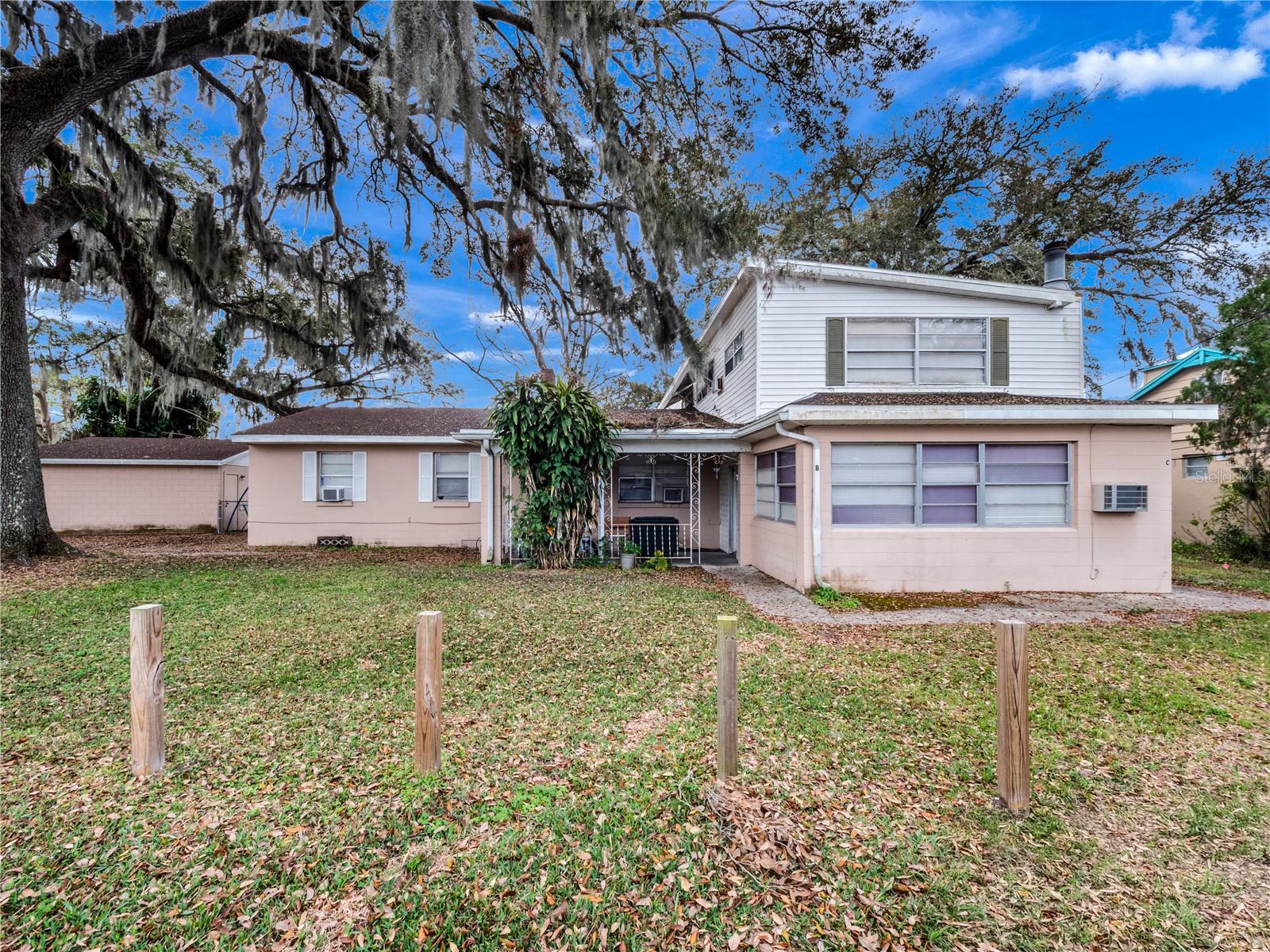 1008 Meadows Ave #b Property Photo