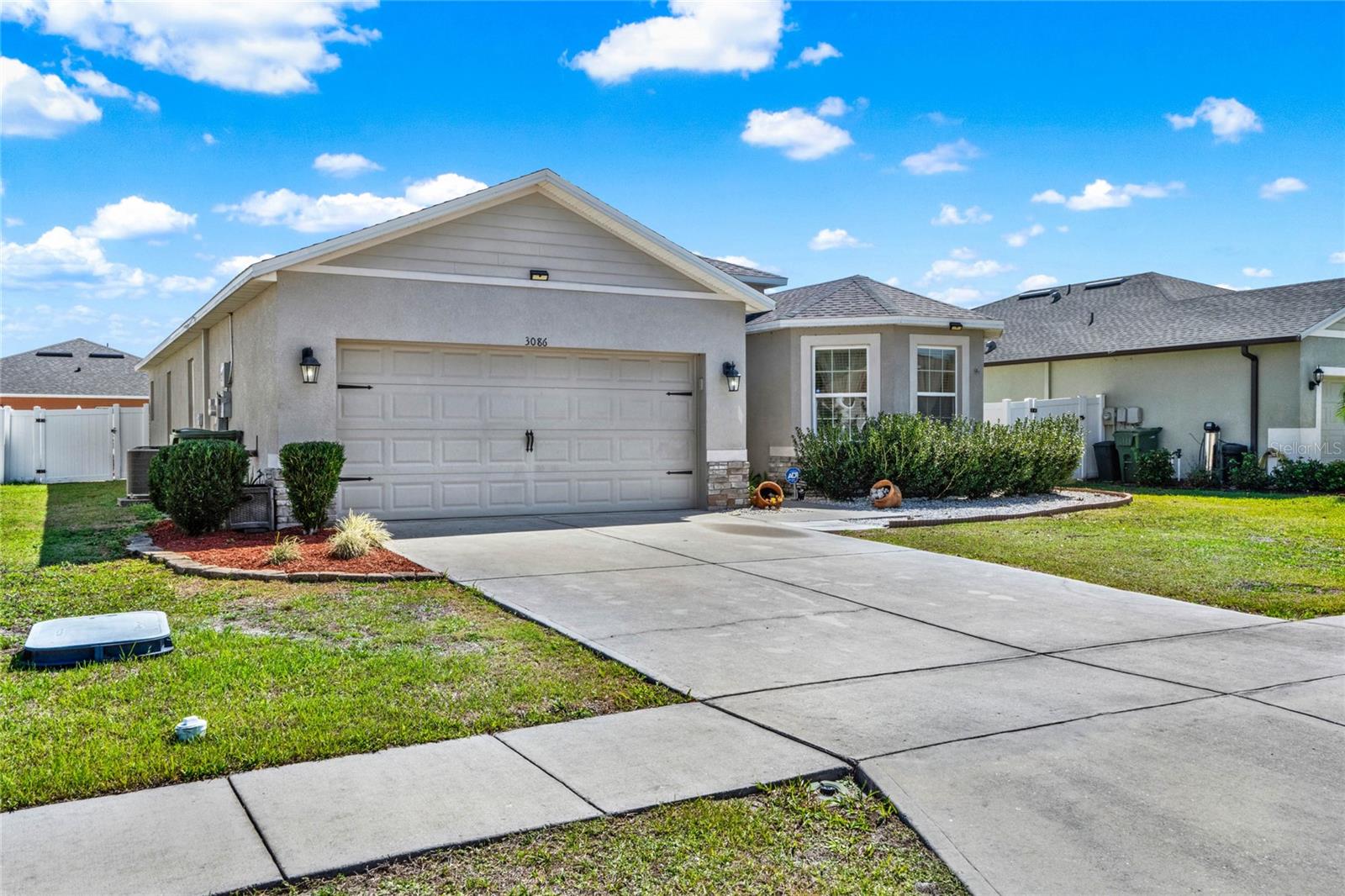 3086 Brenton Manor Loop Property Photo