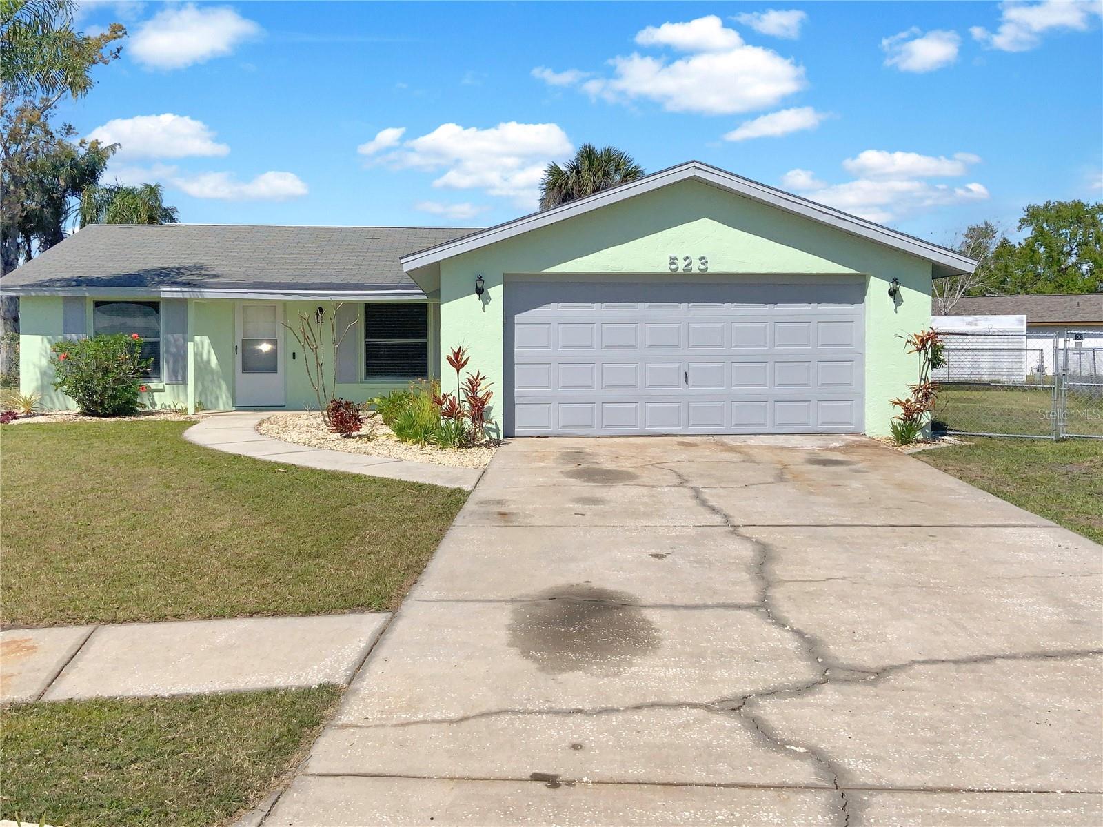 523 Red Mangrove Ln Property Photo