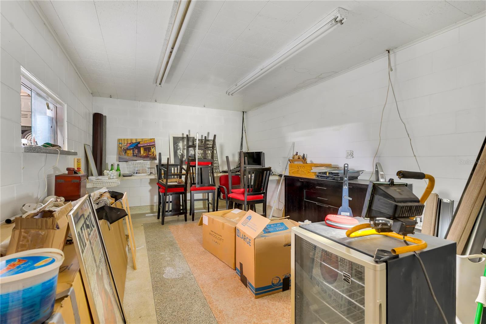 41 N Dollins Ave Property Photo 28