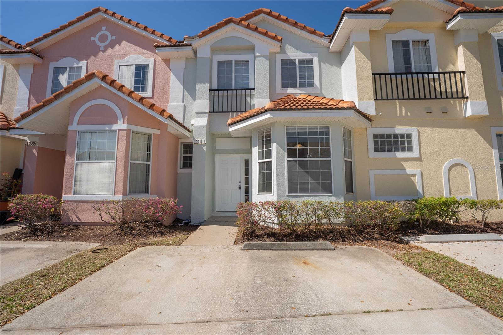1241 S Beach Cir Property Photo