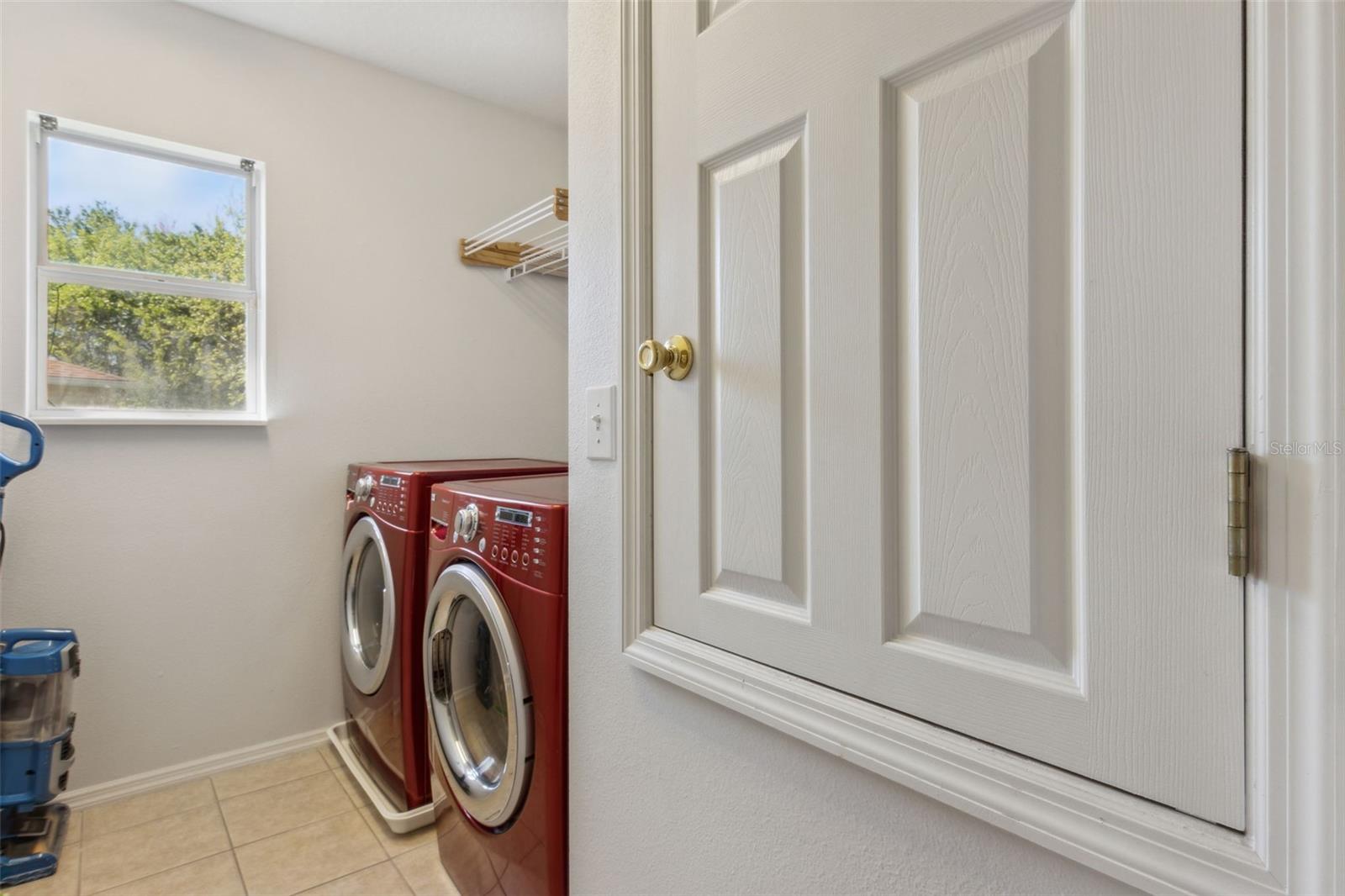 612 Old Pine Ct Property Photo 29