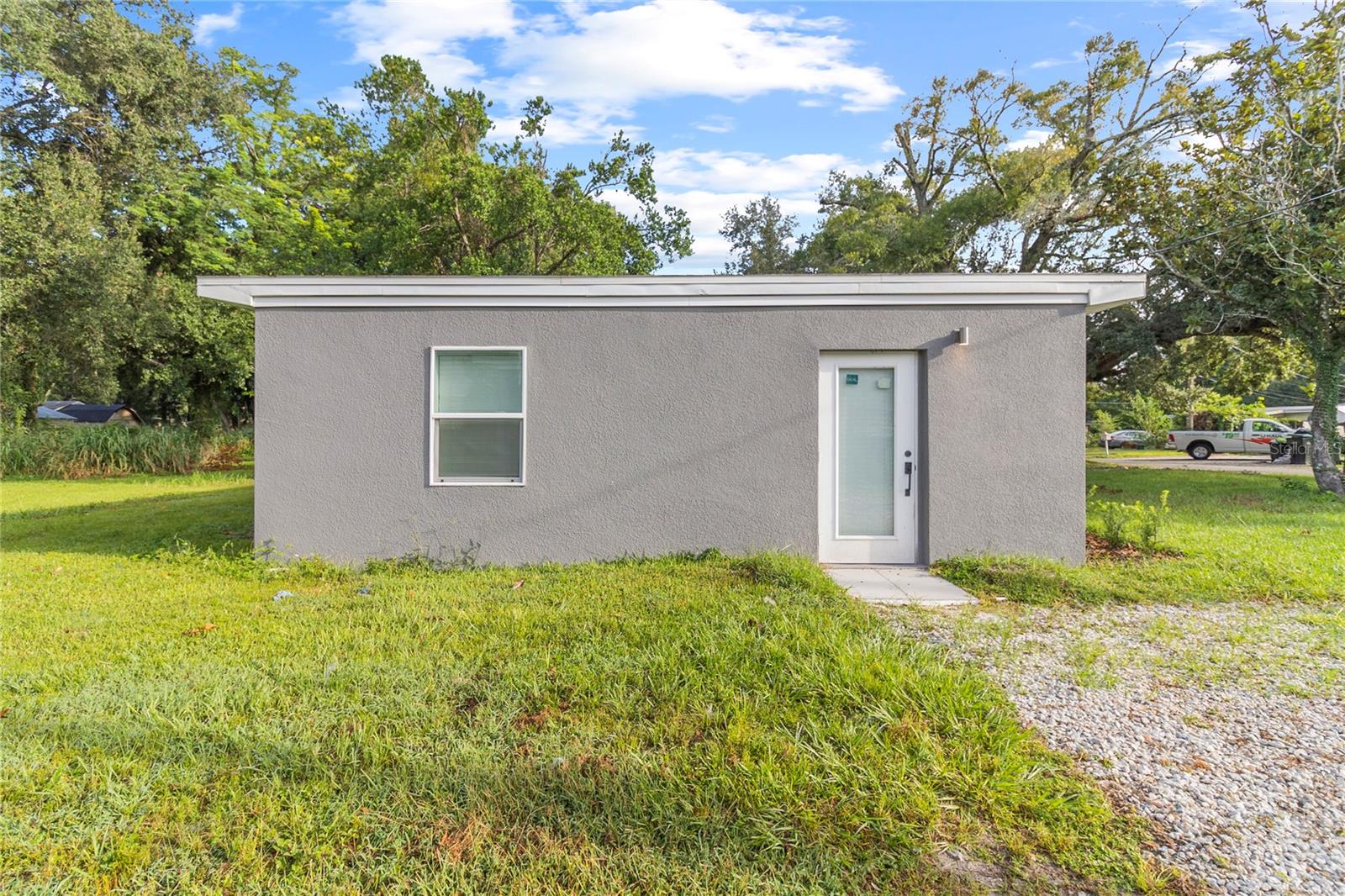 1920 Cloverlawn Ave Property Photo