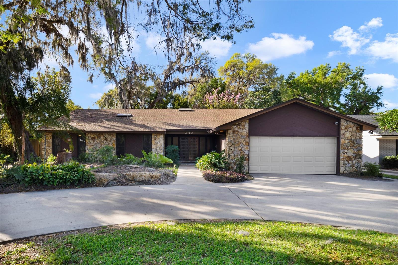 342 Oak Estates Dr Property Photo