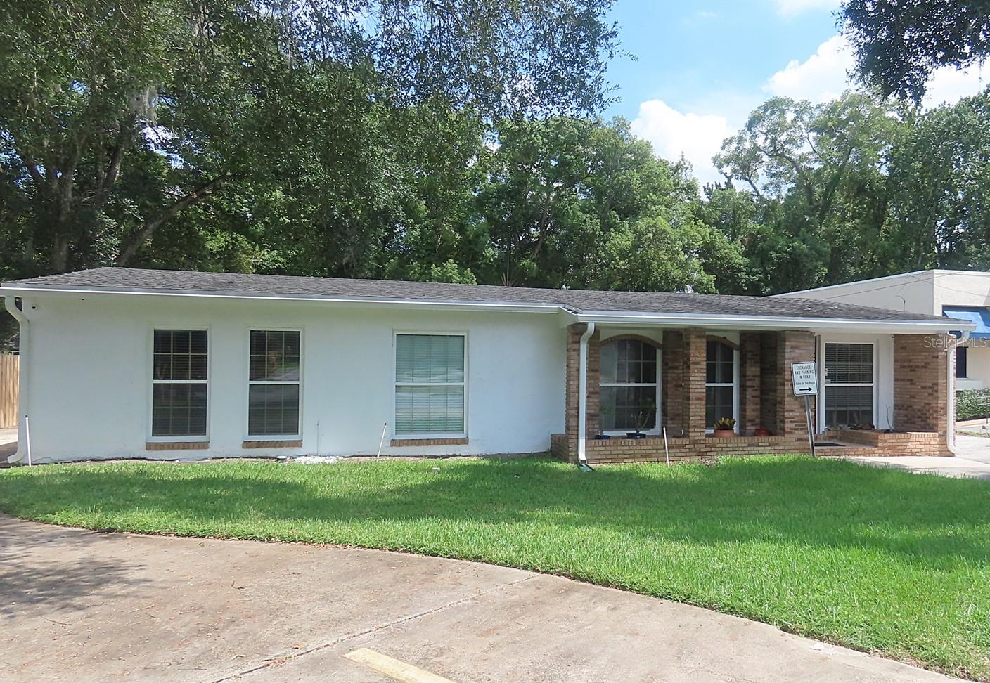 657 Maitland Ave Property Photo