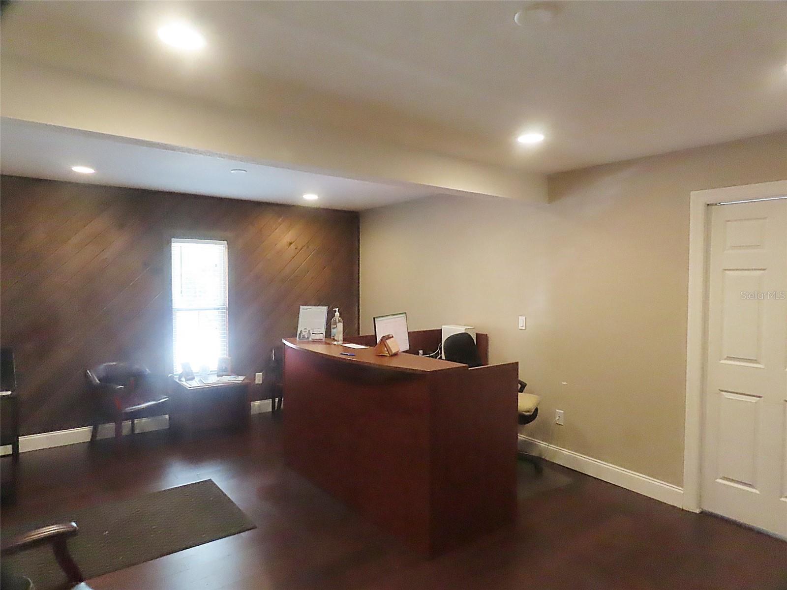 657 Maitland Ave Property Photo 15
