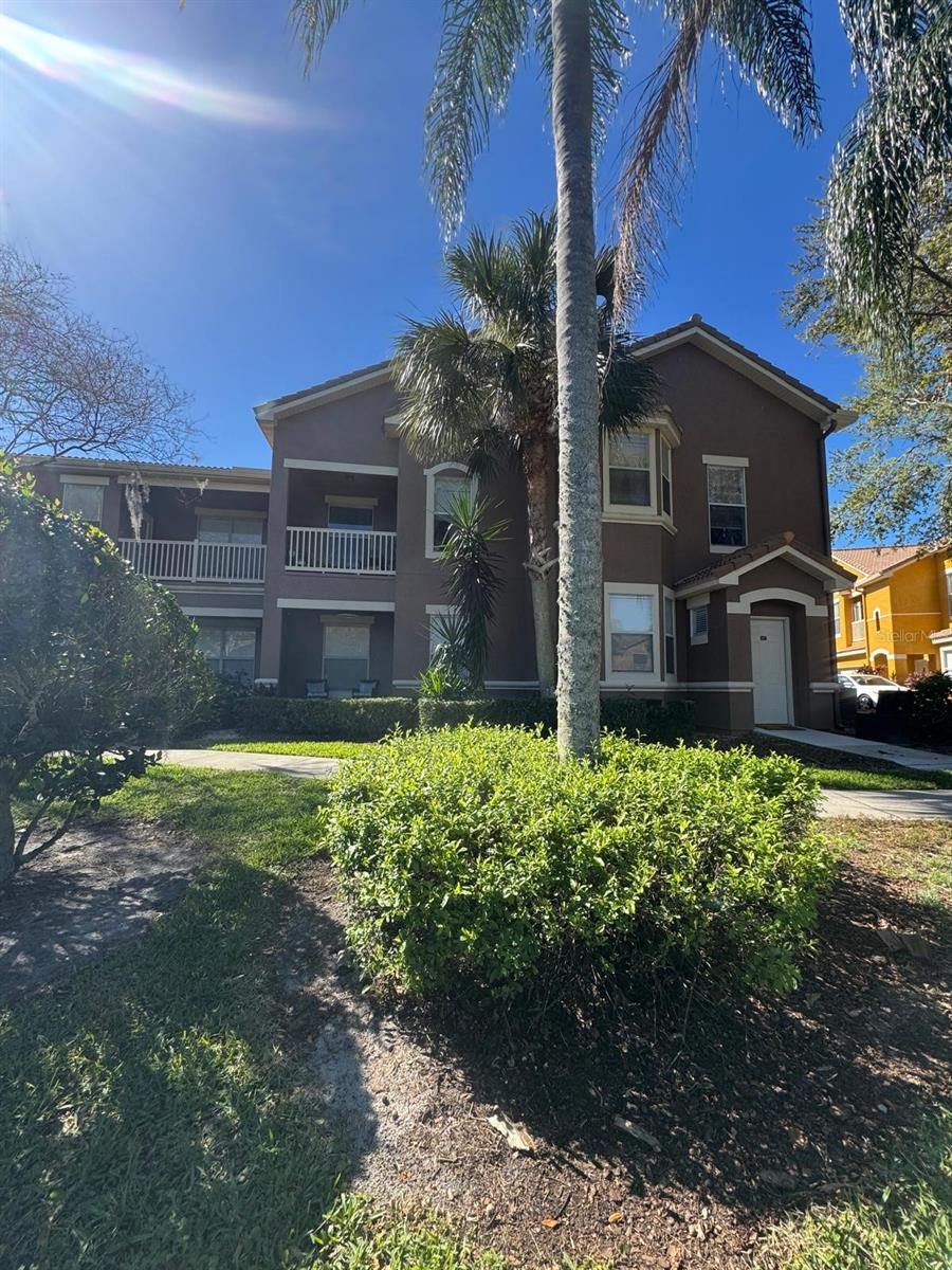 8801 Villa View Cir #207 Property Photo