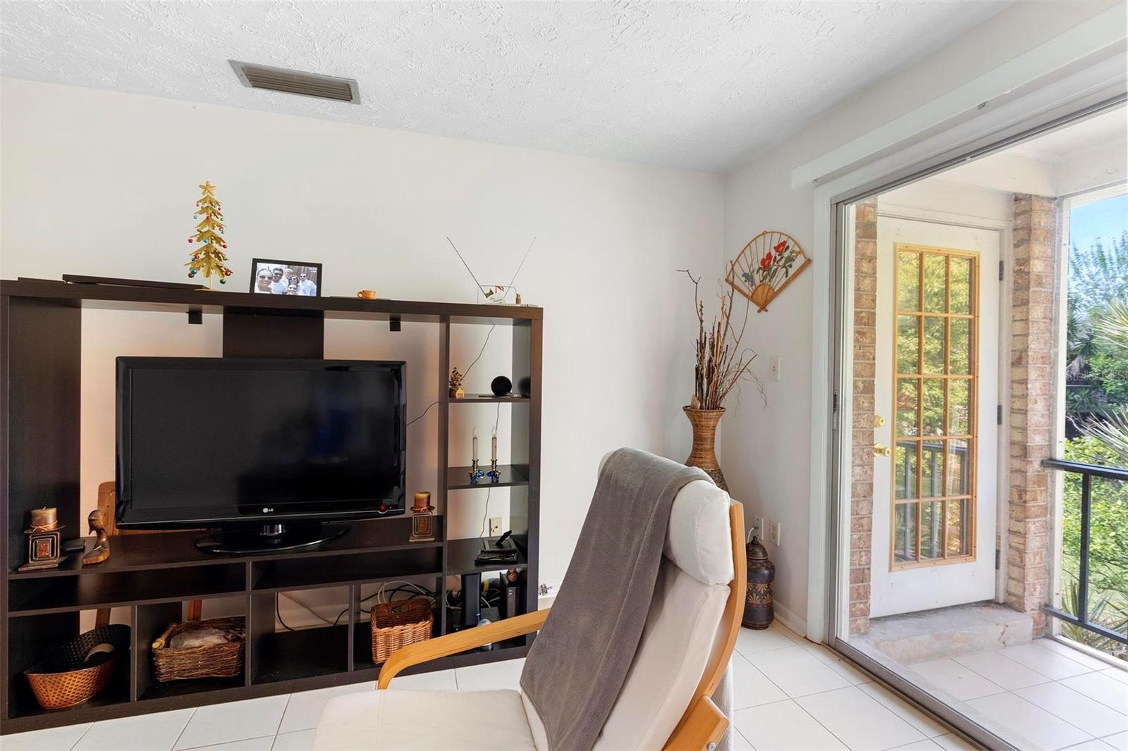4376 Lake Underhill Rd #c Property Photo 21