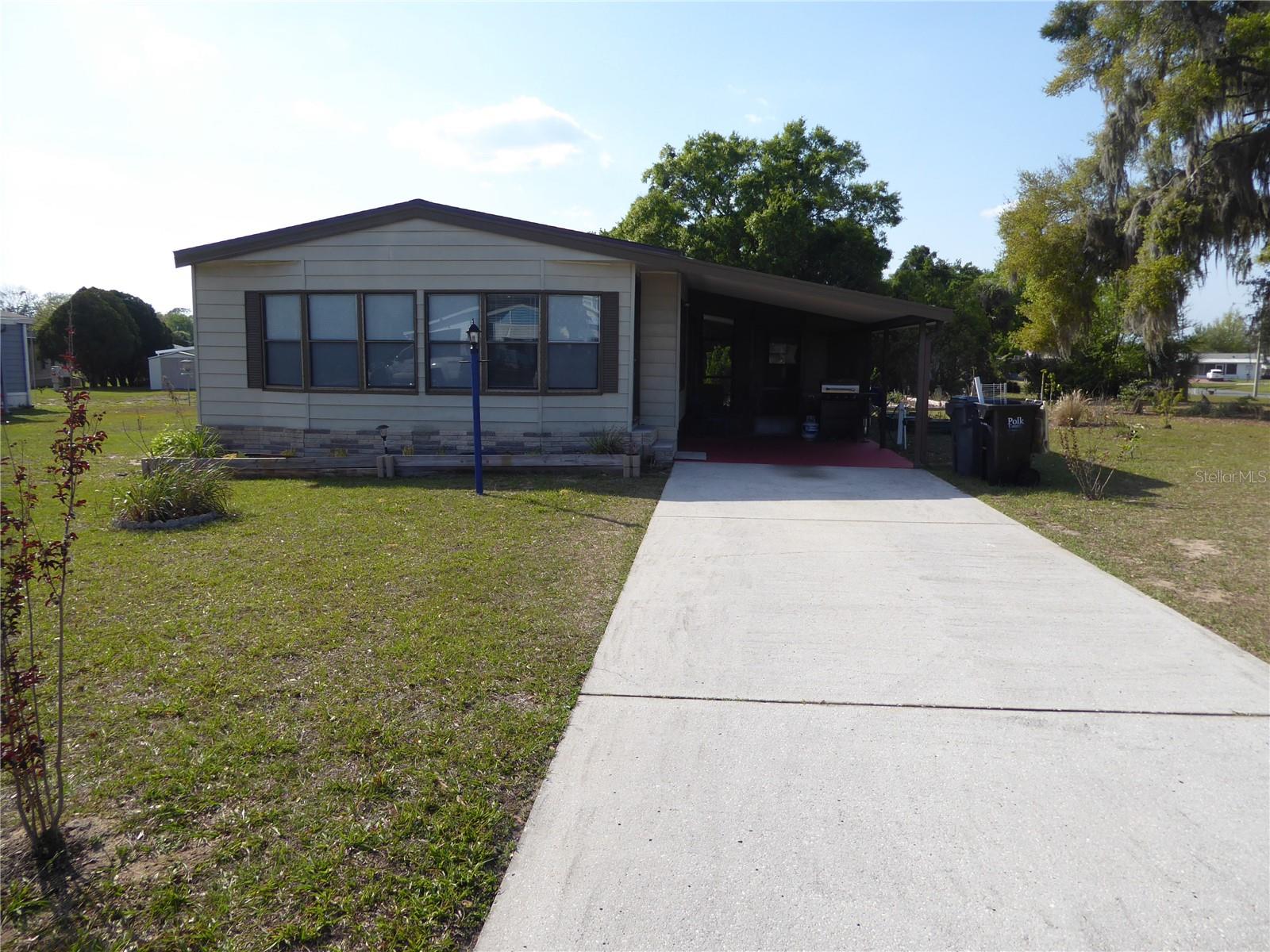 O6287233 Property Photo