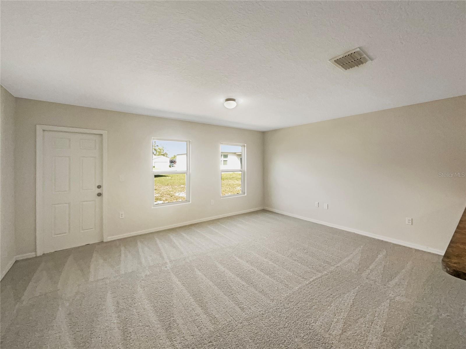 209 Fig Ct Property Photo 3