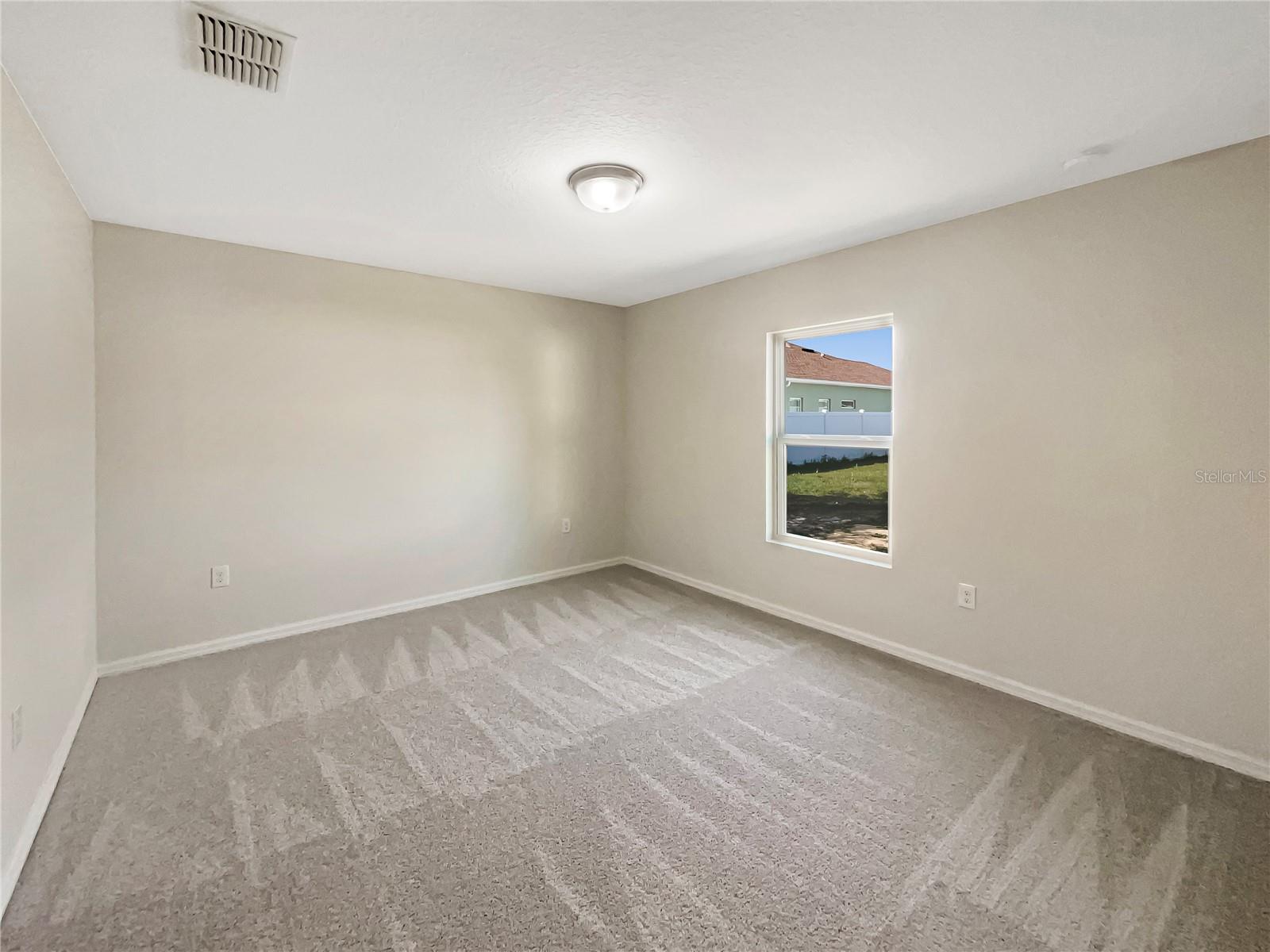 209 Fig Ct Property Photo 5