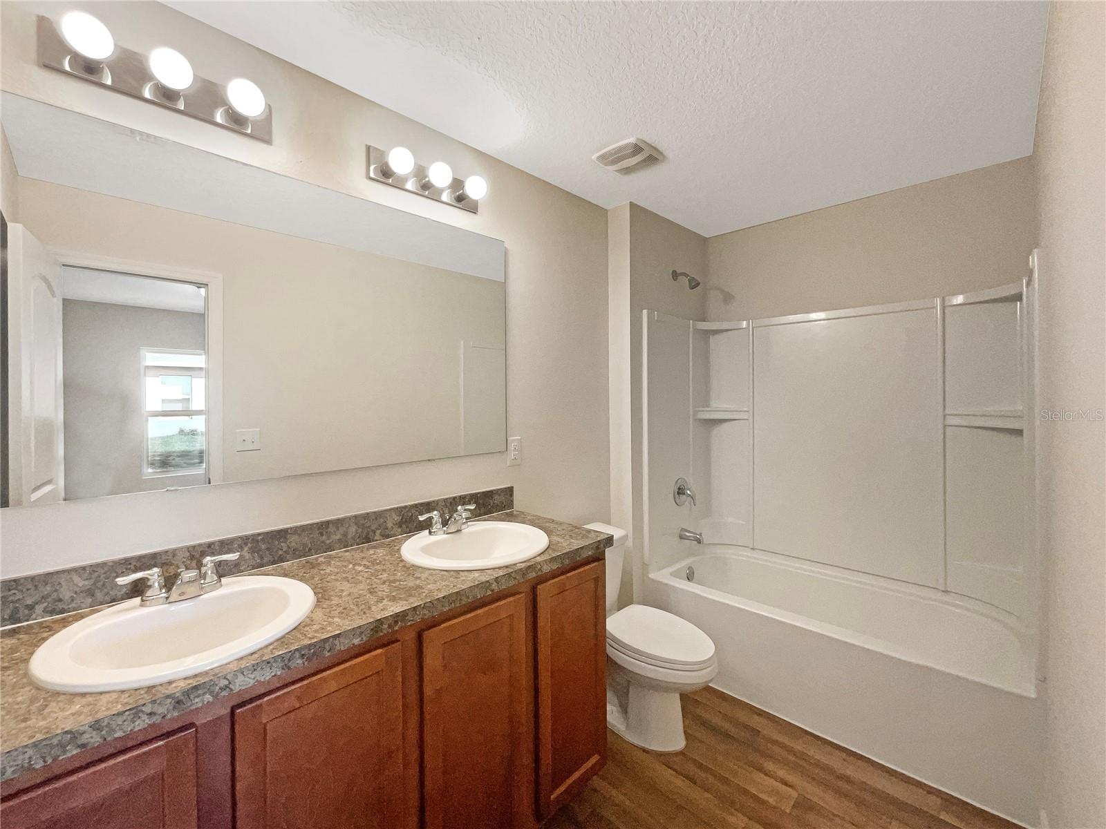 209 Fig Ct Property Photo 7