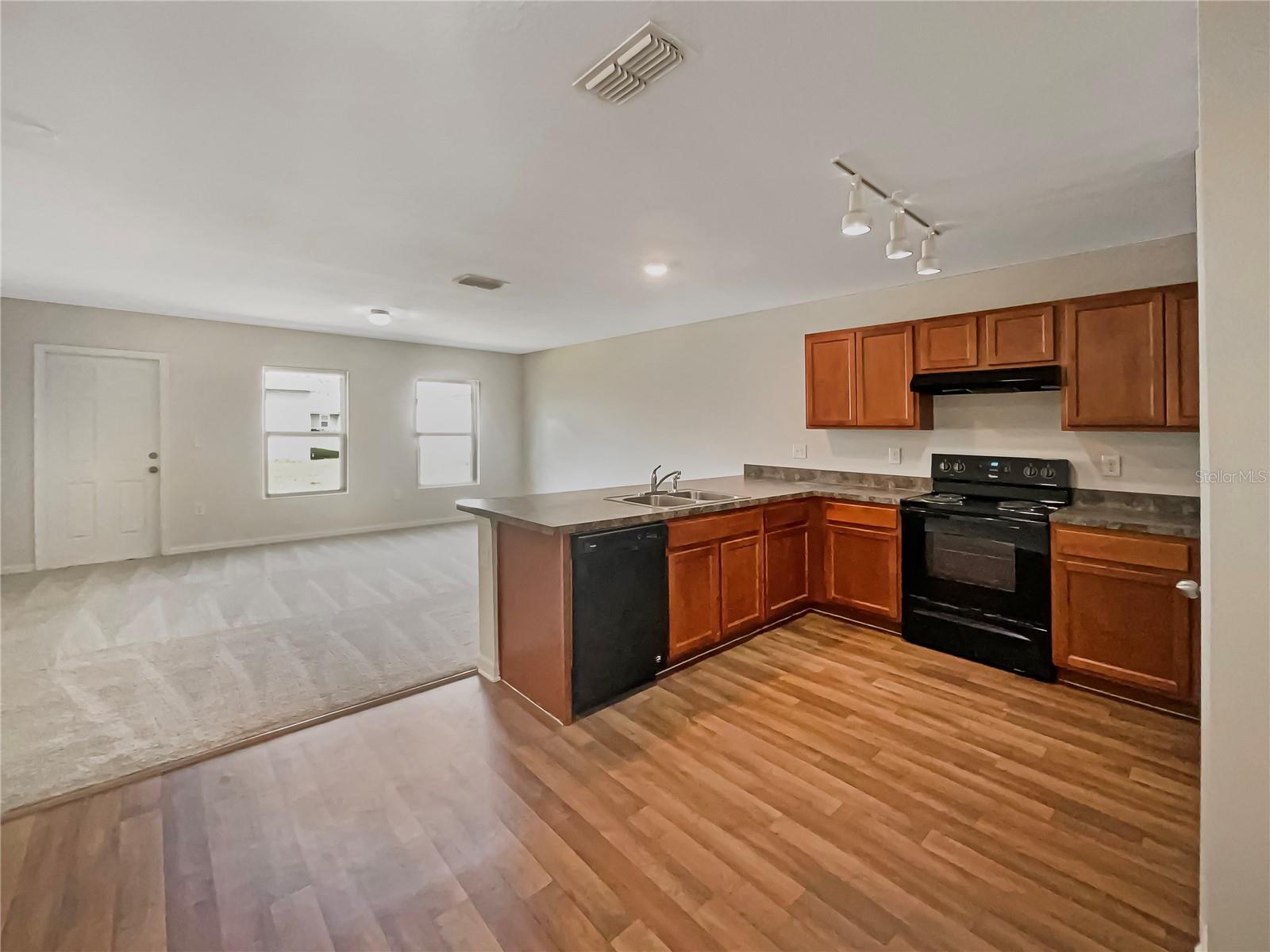 209 Fig Ct Property Photo 13
