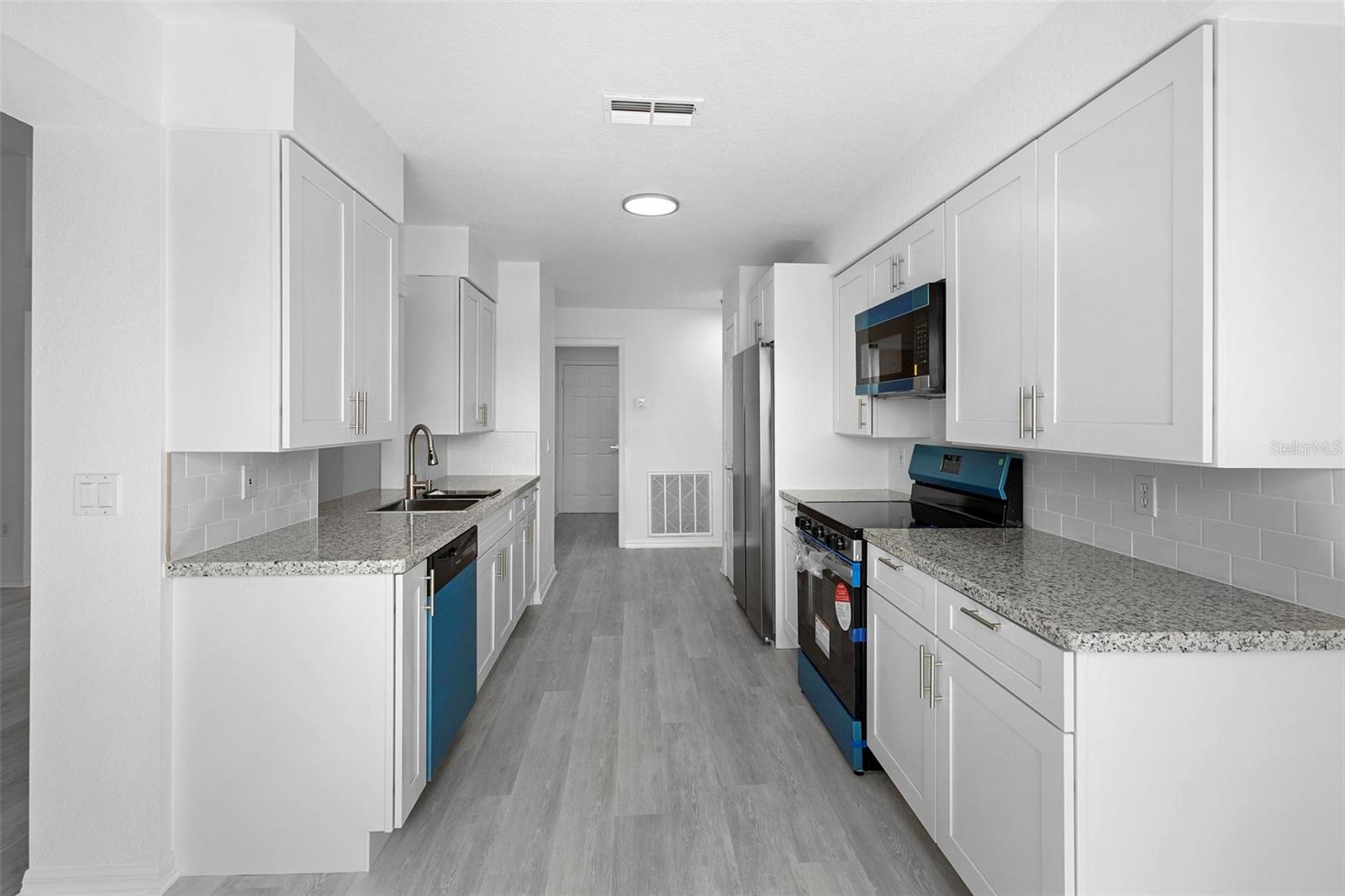 4717 Shad Dr Property Photo 5