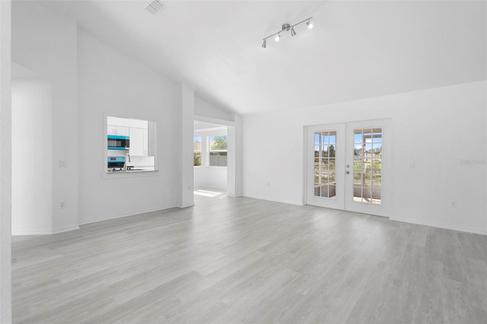 4717 Shad Dr Property Photo 28