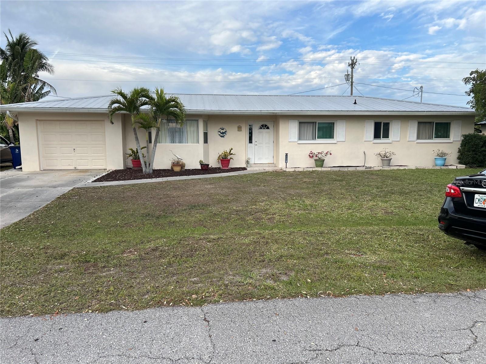 4277 Harbour Ln Property Photo