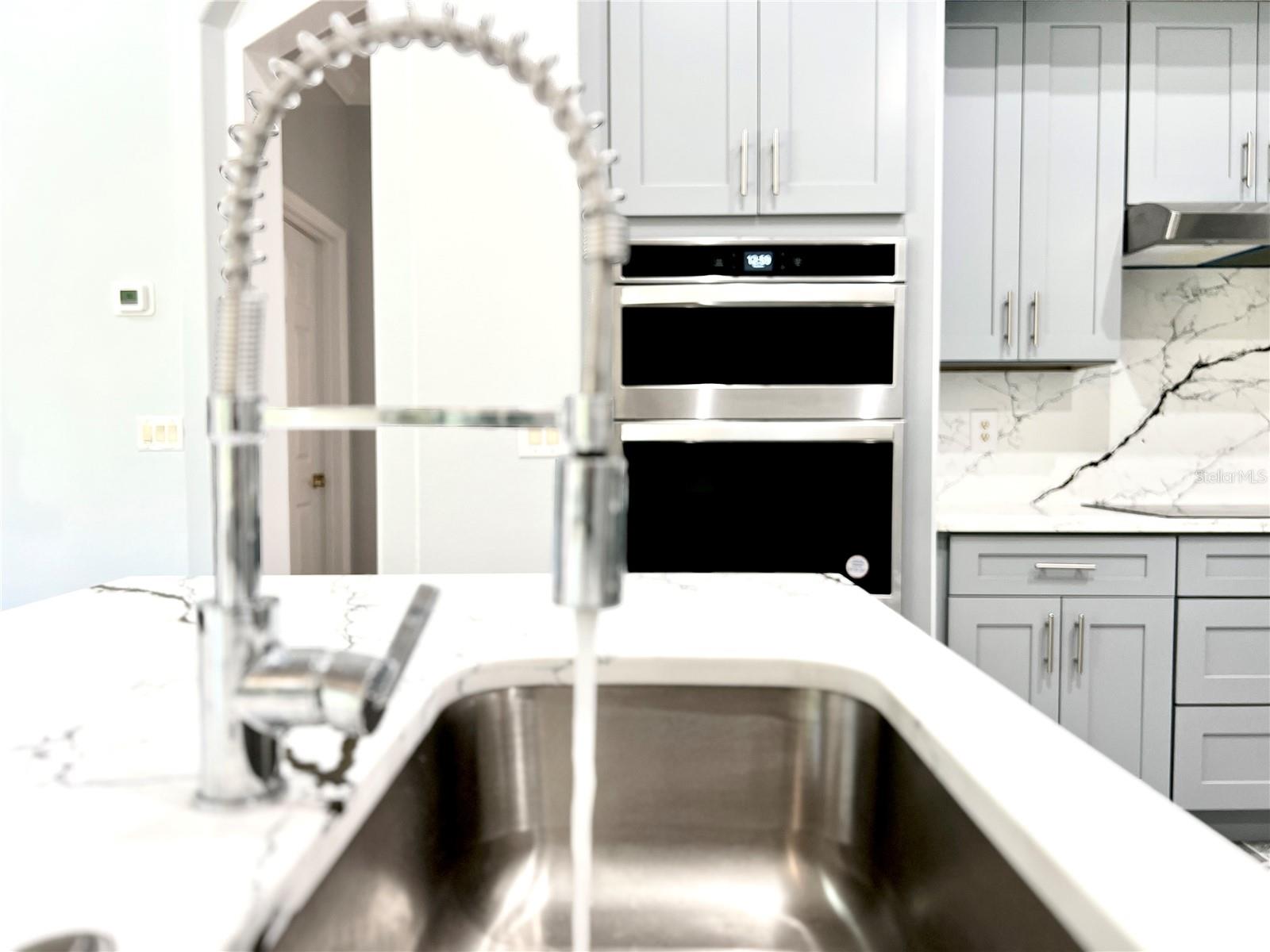 8854 Oak Landings Ct Property Photo 15