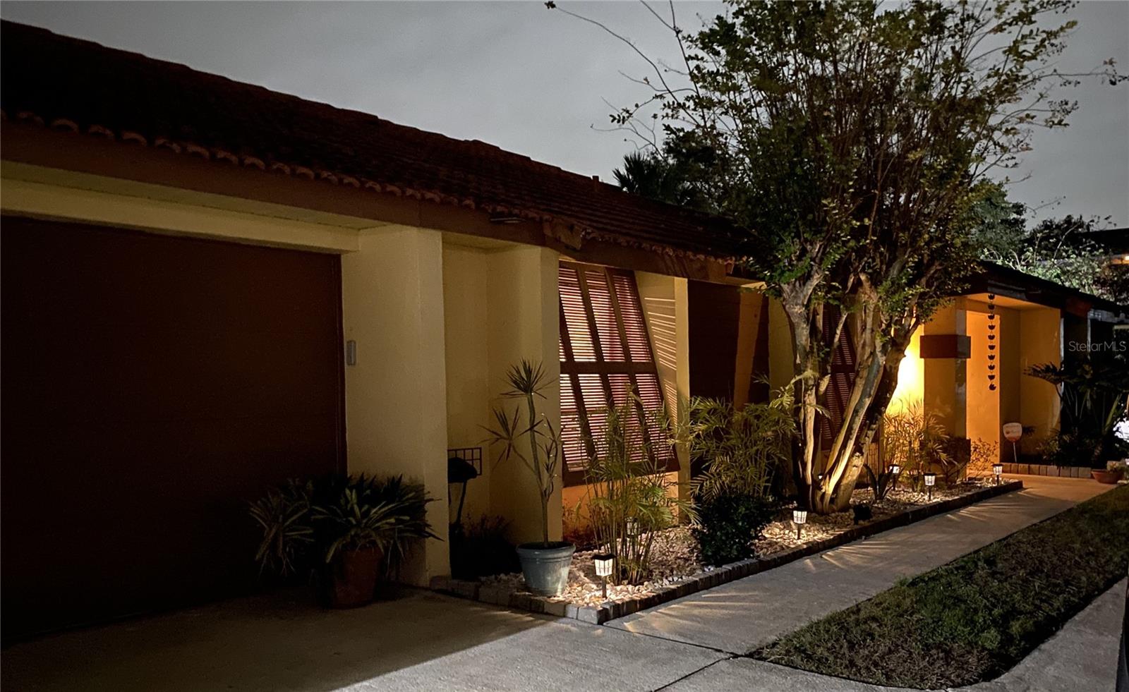 4938 Samoa Cir #6 Property Photo