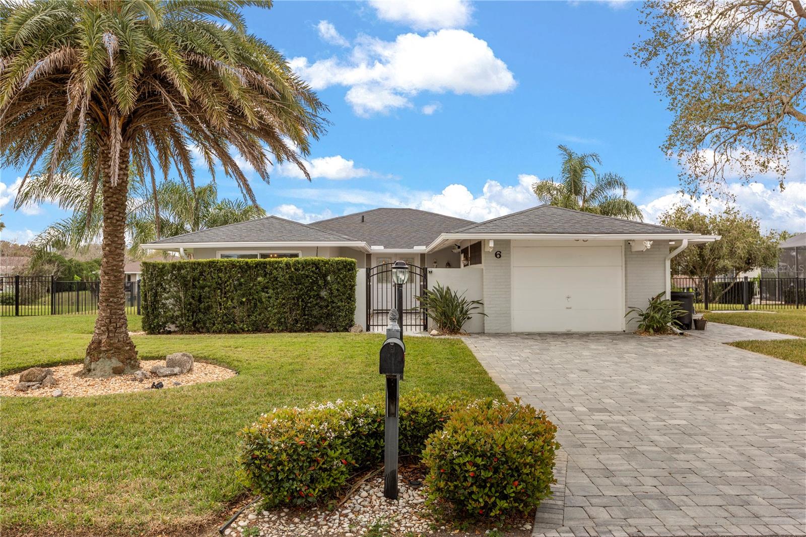 6 CARDWELL CT Property Photo 1