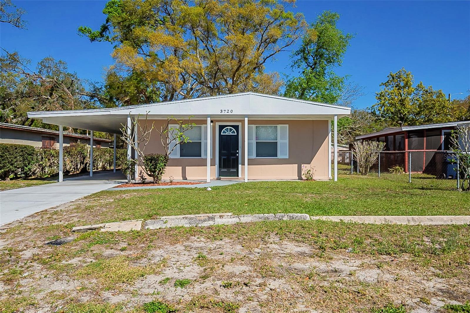 3720 E Idlewild Ave Property Photo 1