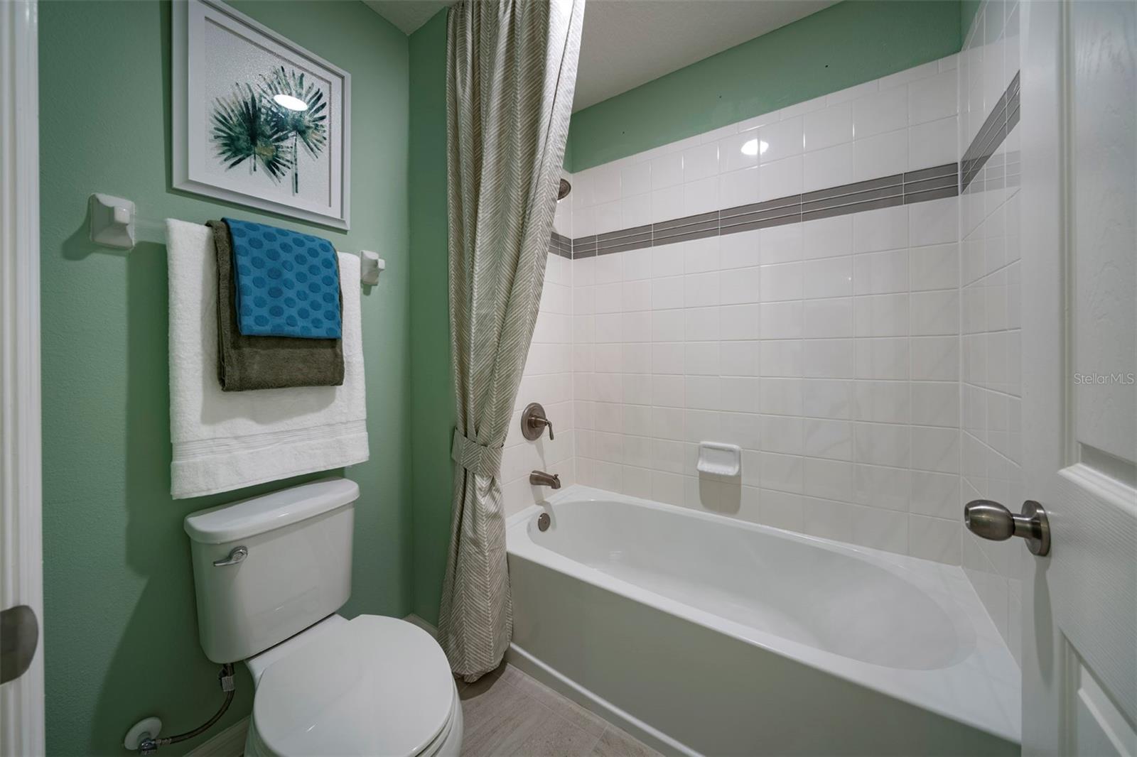 1237 Regal King Dr Property Photo 34